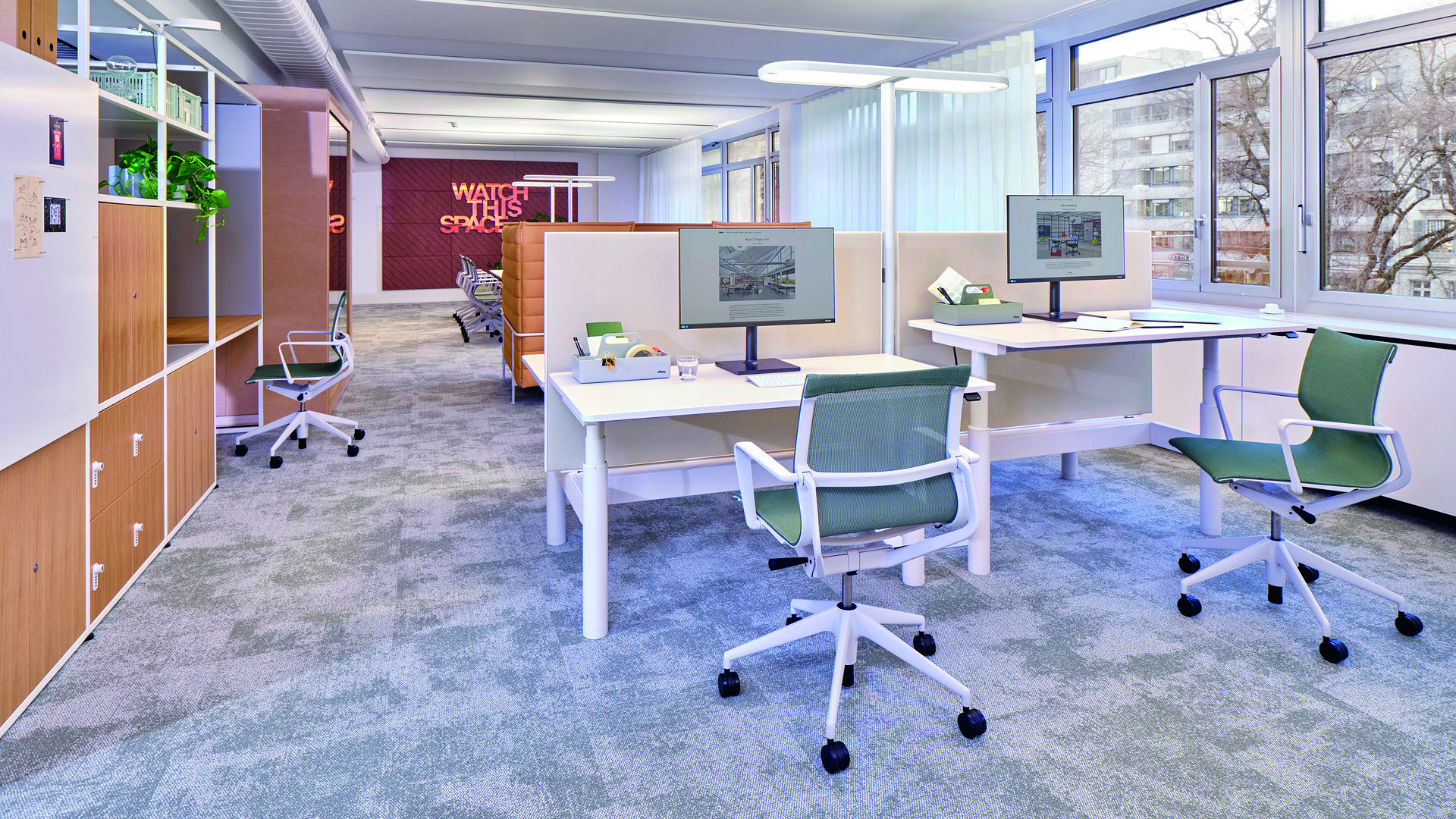 BITTNER EINRICHTUNGEN in Augsburg bietet wegweisende Büro- und Wohnraumkonzepte mit namhaften Herstellern wie Vitra. Foto: BITTNER