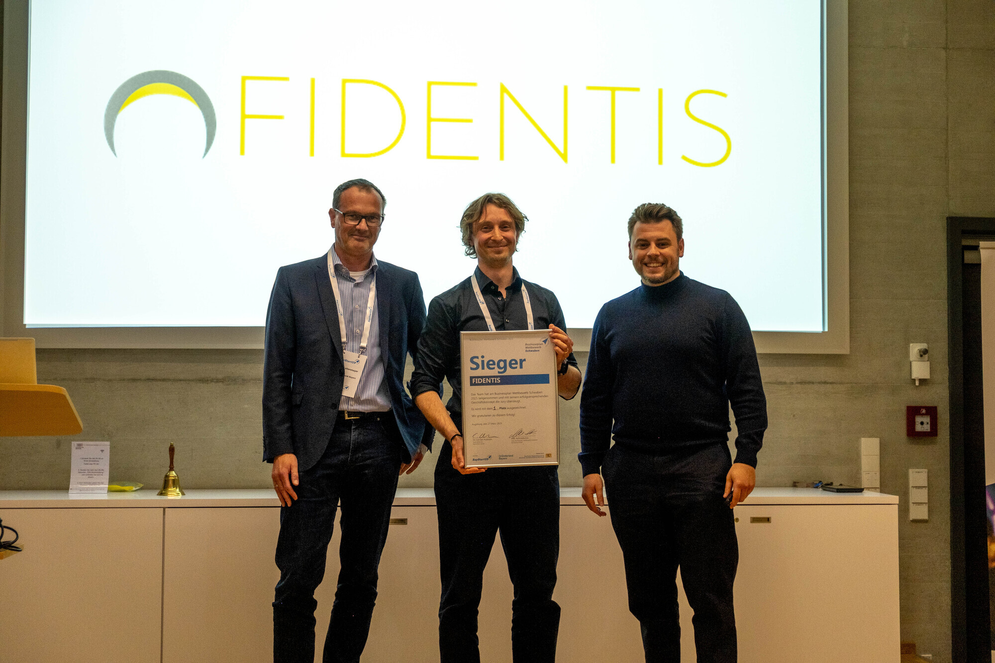Das Augsburger Startup Fidentis sichert sich den ersten Platz beim Businessplan Wettbewerb Schwaben.