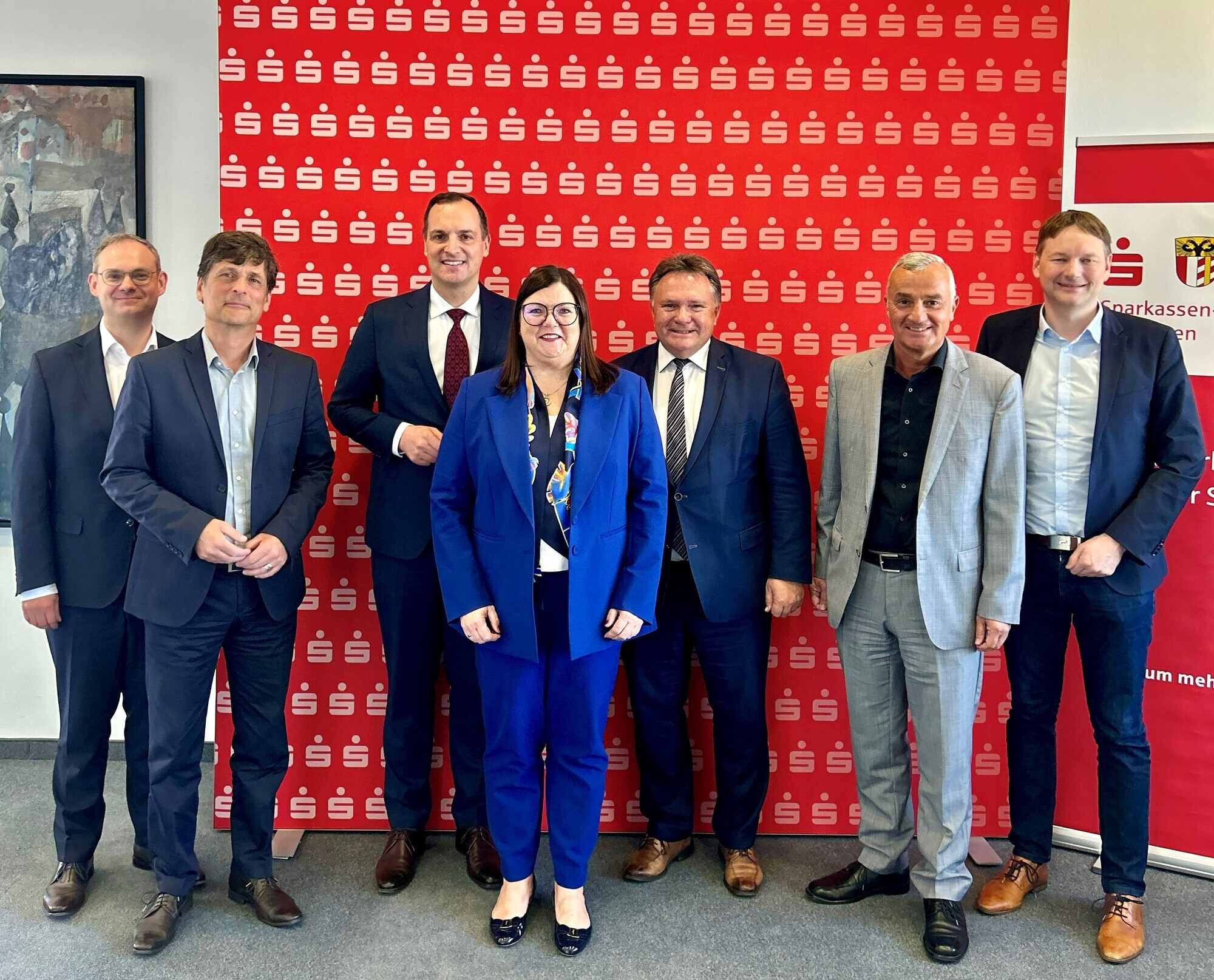 V.l.n.r.: Martin Jenewein, Oliver Haecker, Daniel Gastl, Sandra Peetz-Rauch, Stefan Bosse, Gerhard Jauernig, Dr. Hans Reichhart. Foto: Marcus Hupfauer, sska
