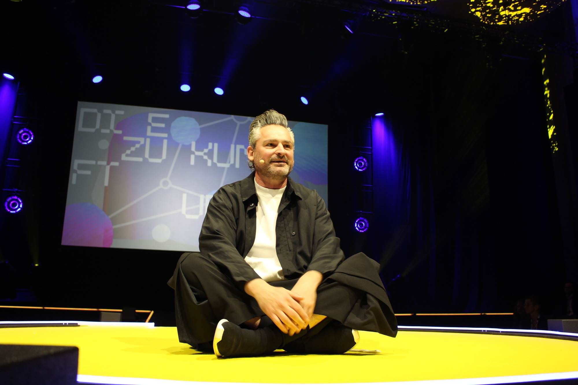 Zukunftsoptimist Frederik Pferdt hat auf dem Rocketeer schon zum zweiten Mal die Menschen dazu aufgefordert, ihre Zukunft in die Hand zu nehmen. Foto: B4B/ Katharina Seeburger