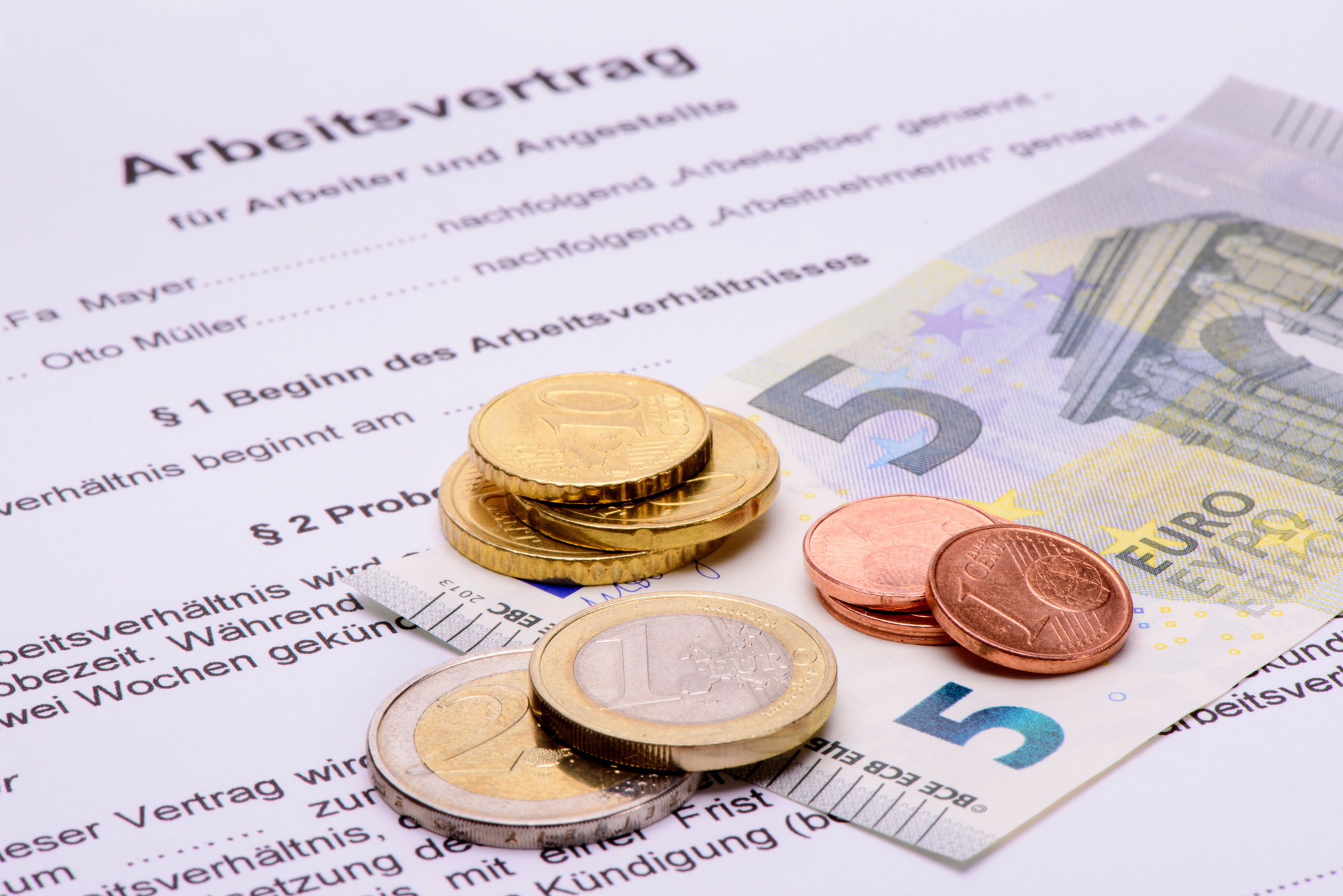 In Bayern arbeiten laut vbw weniger Menschen im Niedriglohnsektor. Foto: Adobe Stock/ Wolfilser