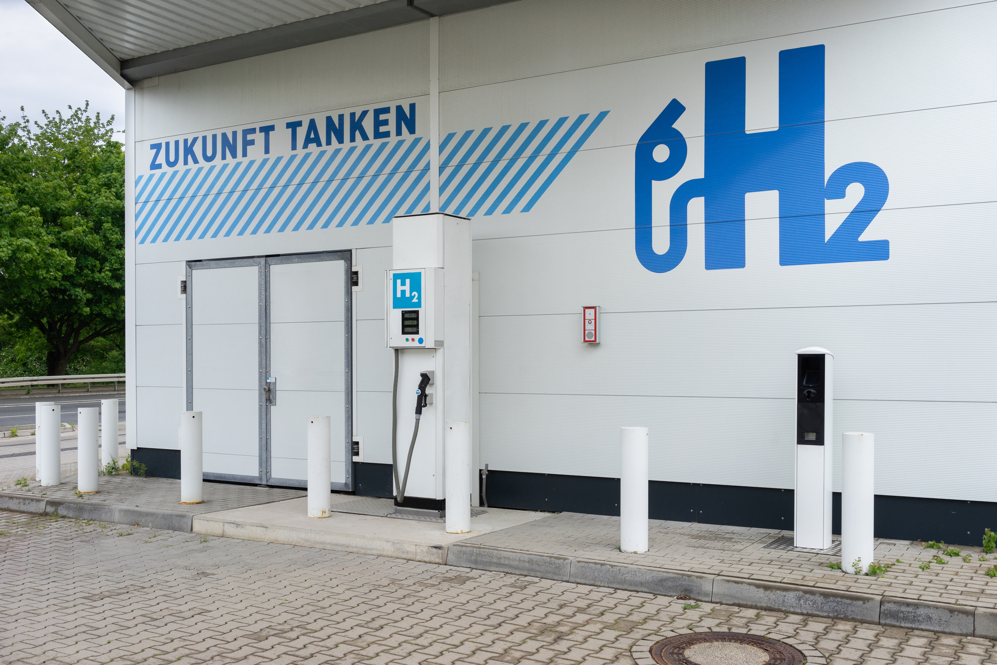 Symbolbild. Der Ausbau der Wasserstoffinfrastruktur im Freistaat schreitet voran. Foto: stock.adobe.com / ThomBal