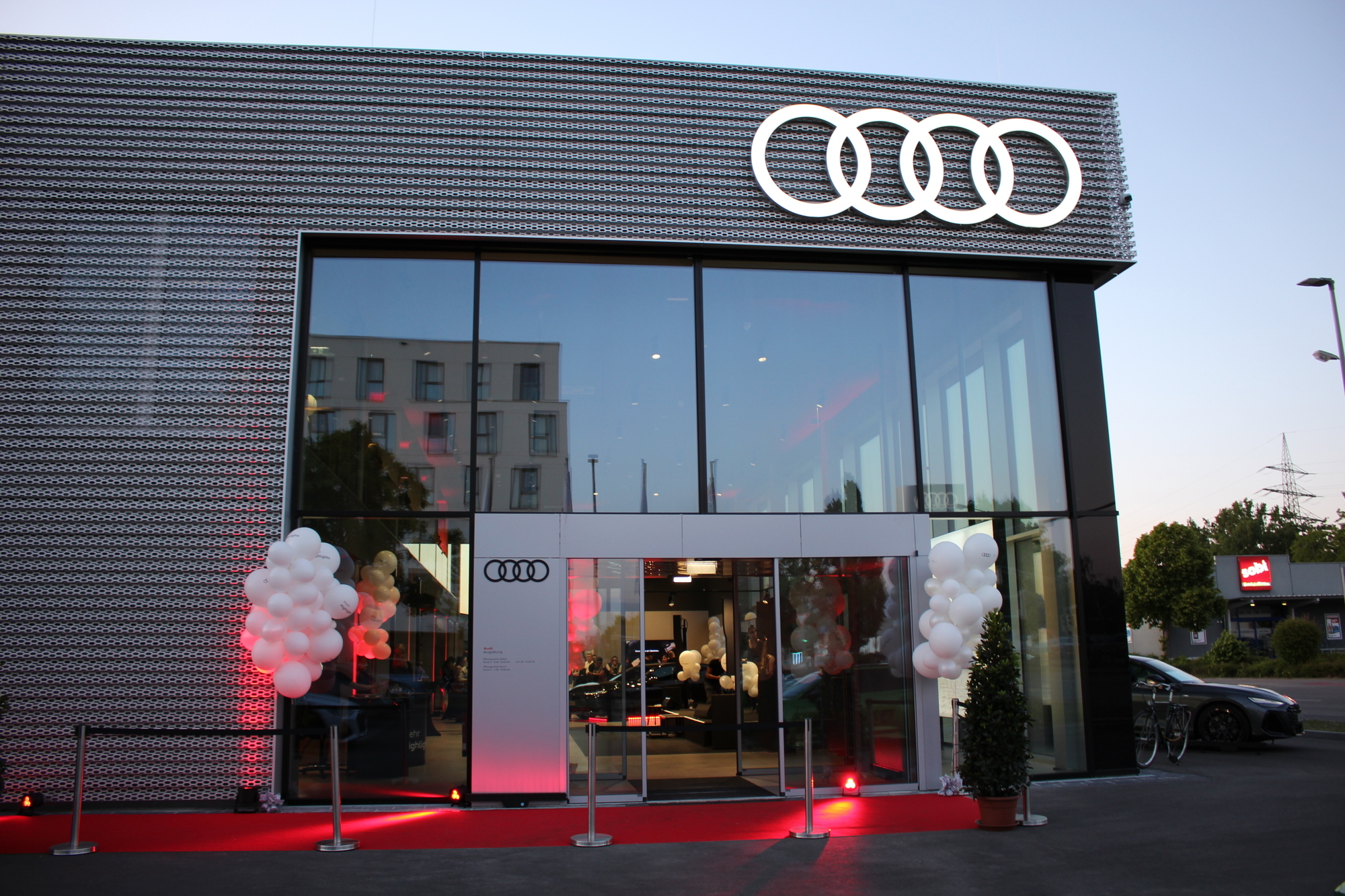 Das neue Audi Zentrum in Augsburg. Foto: B4B/ Katharina Seeburger