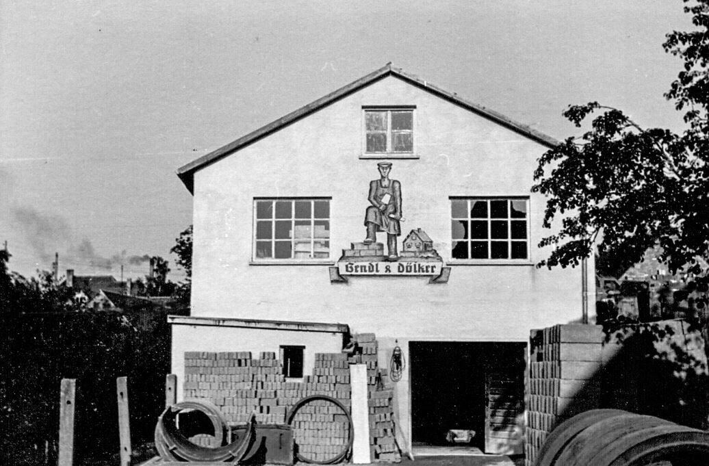Wo alles begann: der erste Firmensitz in Günzburg. Foto: bendl