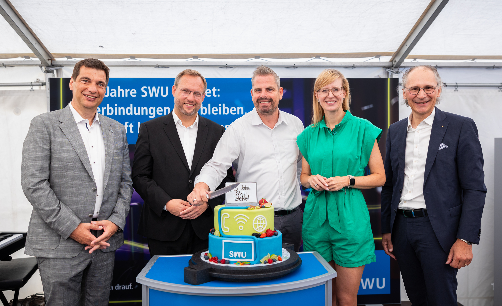 Klaus Eder (Geschäftsführer SWU), Martin Ansbacher (Oberbürgermeister der Stadt Ulm), Henning Krone (Geschäftsführer SWU TeleNet