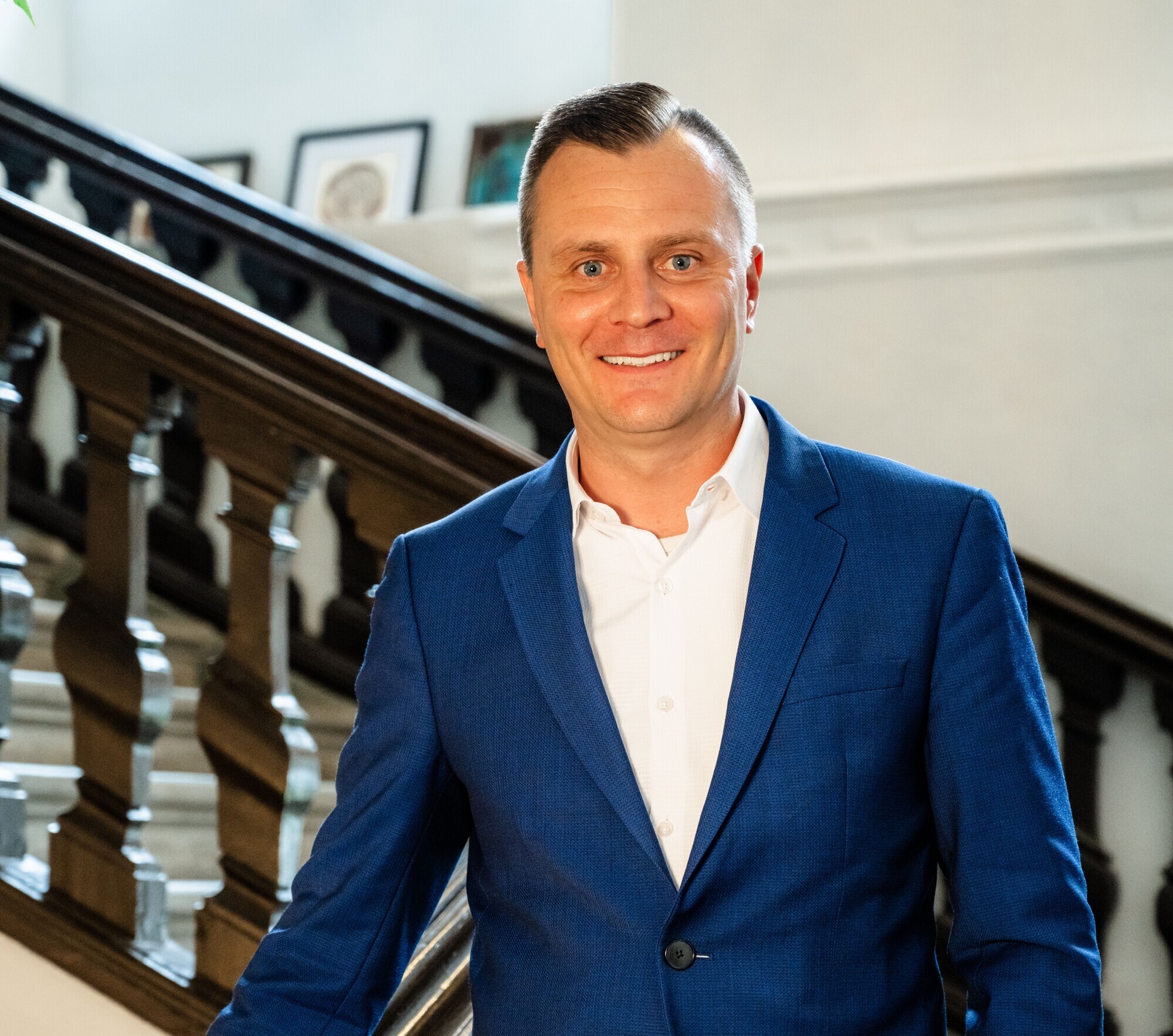 Dominik Schmid ist seit Juli Geschäftsführer der MCSL-Managementcentrum Schloss Lautrach Betriebs GmbH. Foto: MCSL-Managementcentrum Schloss Lautrach Betriebs GmbH