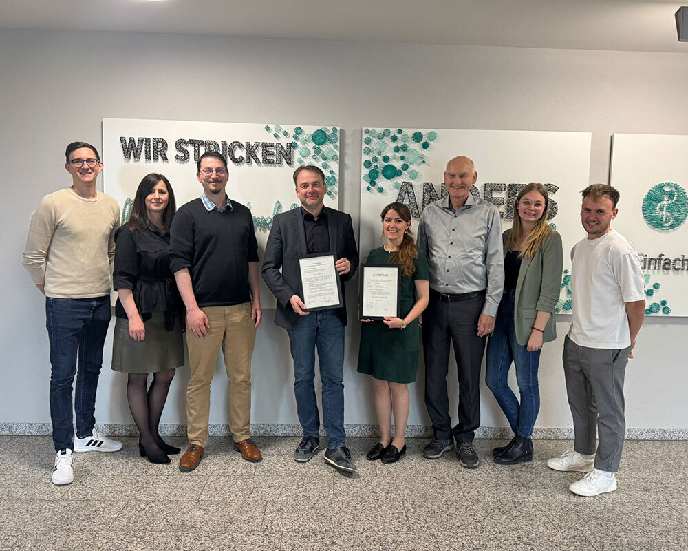 Die Übergabe der EMAS-Zertifizierung an die Julius Zorn GmbH: Foto: Juzo