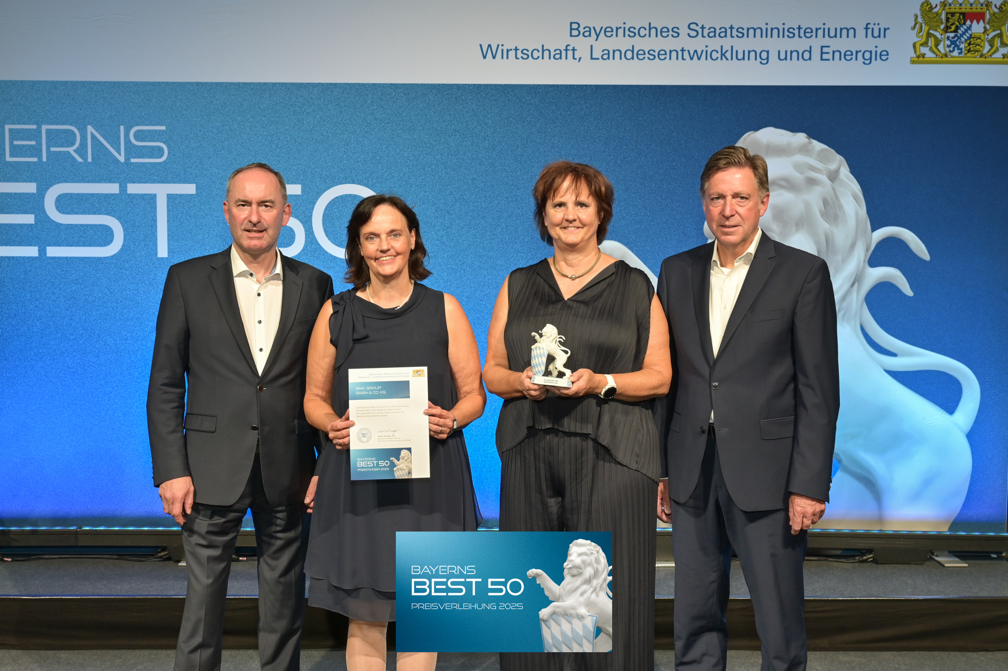 von links: Hubert Aiwanger (Bayerischen Staatsminister für Wirtschaft, Landesentwicklung und Energie), Gisela Cohrs (CFO BMK), D