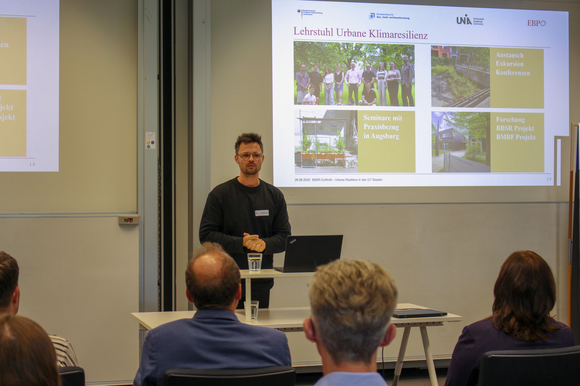 Dr. Sebastian Purwins forscht an der Universität Augsburg zur urbanen Resilienz der G7-Staaten. Foto: B4B/ Katharina Seeburger