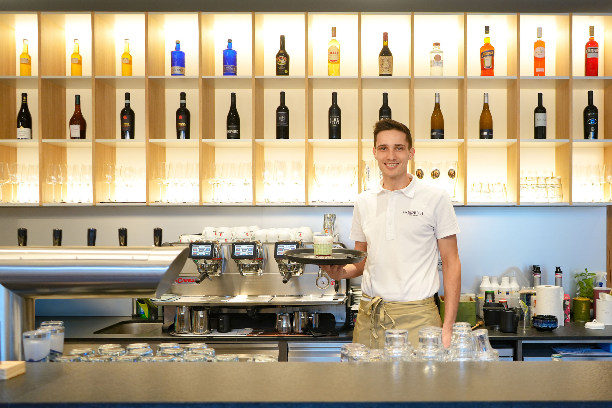 Das Bistro Friedrich eröffnet auf dem Hessing Campus in Göggingen. Bild: Hessing Stiftung