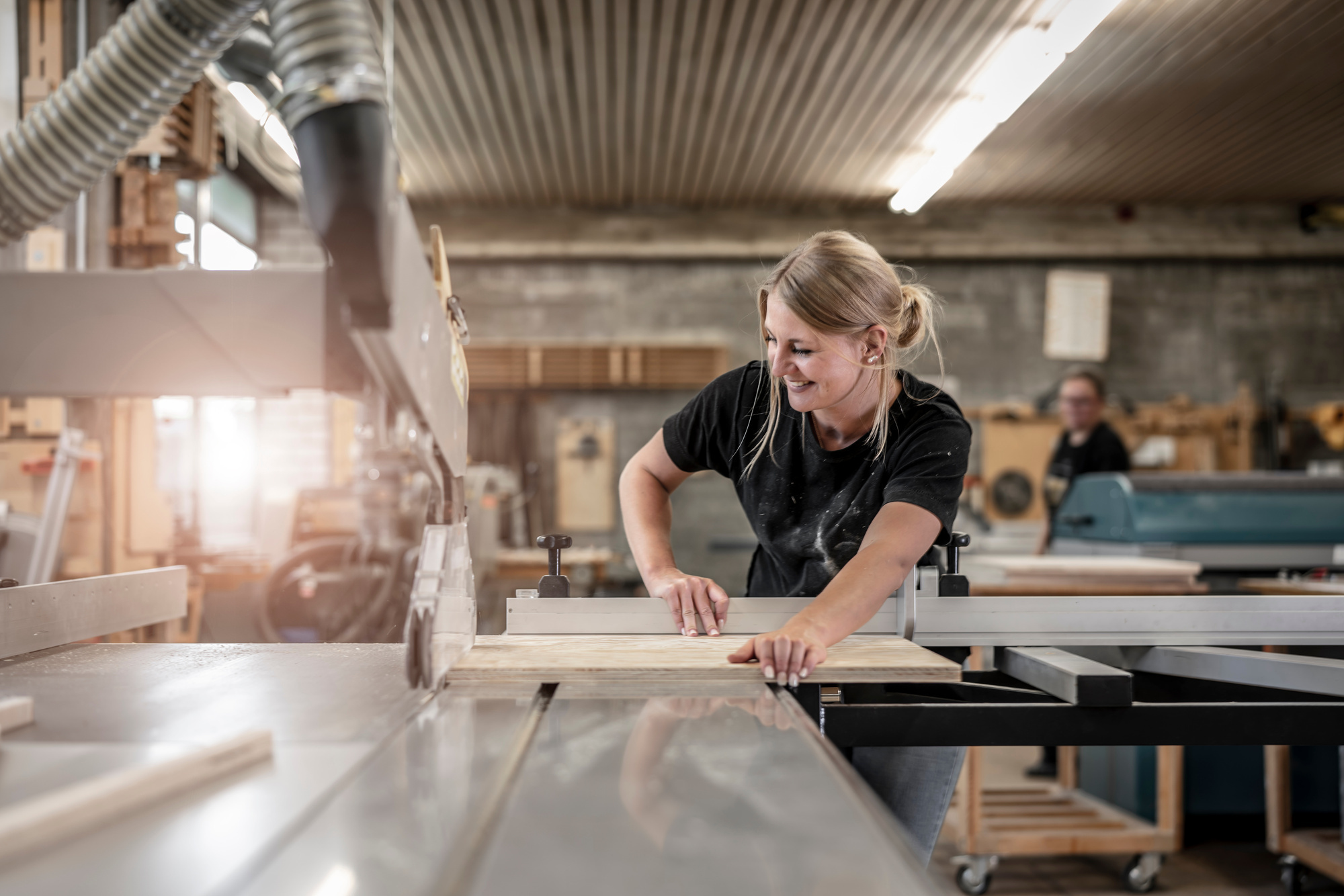 Immer mehr junge Menschen entscheiden sich für eine Ausbildung im Handwerk.