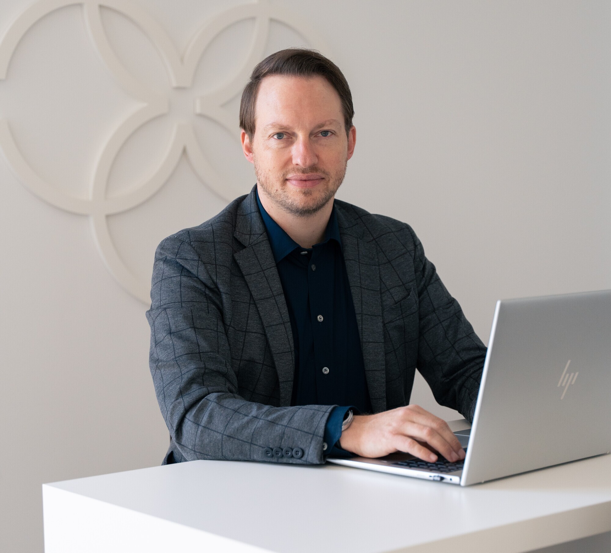 Dr. Gabriel Duttler, Geschäftsführer der Grandel The Beautyness Company. Foto: Grandel