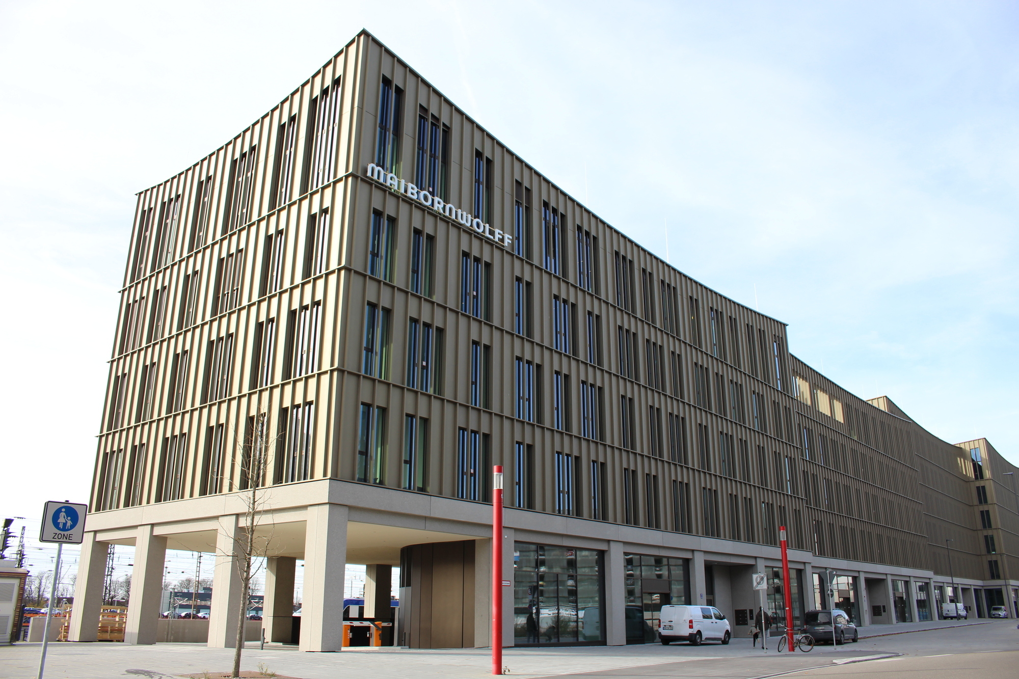 Das Aurum ist ein modernes Bürogebäude am Augsburger Hauptbahnhof. Foto: Katharina Seeburger / B4BSCHWABEN.de