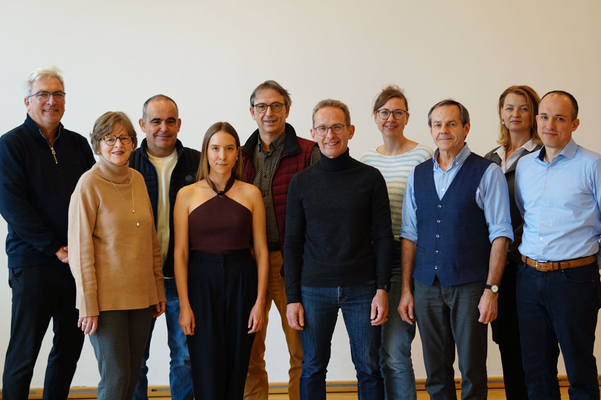 Das neu gewählte Kuratorium der Stiftung Bunter Kreis (v.l.n.r.): Hans-Peter Pleitner, Ulrike Seegers, Andres Santiago, Lucia Ha