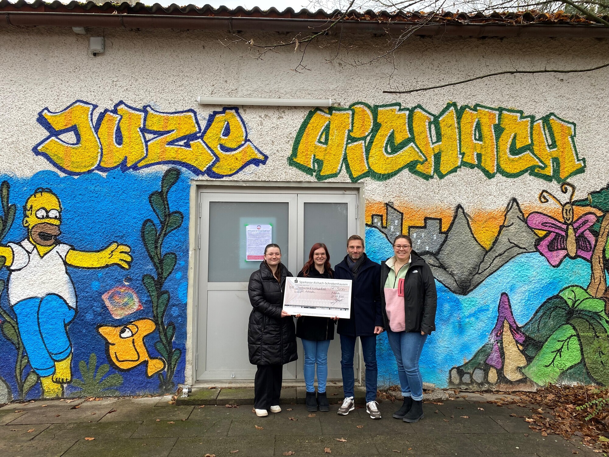 Juzo radelt für den guten Zweck und spendet den Erlös an das Jugendzentrum Aichach.