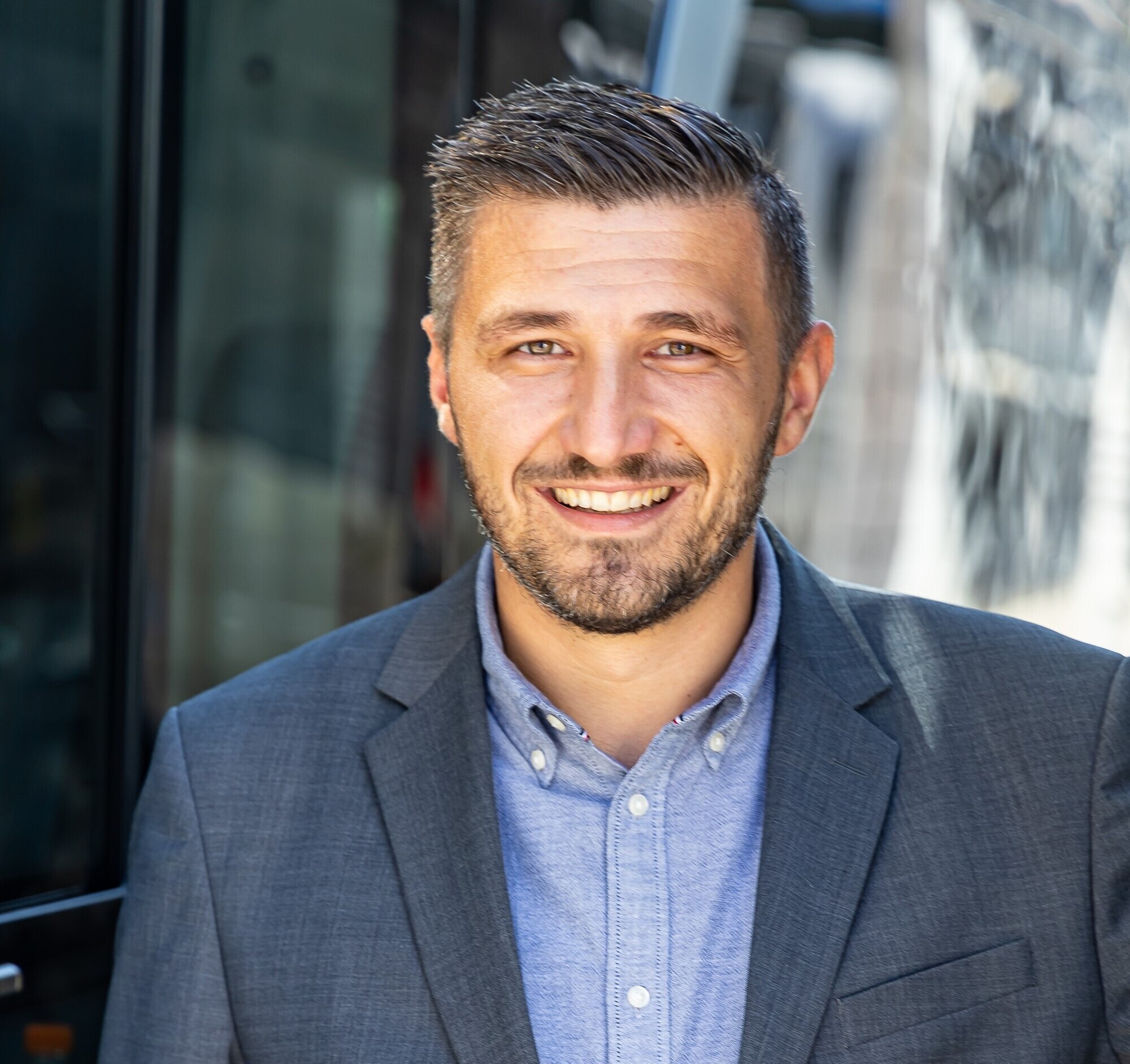 Ab 1. März 2026 verantwortet Mirko Hrnjak als Konzernbereichsleiter die Verkehrs- und Mobilitätssparte der Stadtwerke Augsburg. Foto: swa