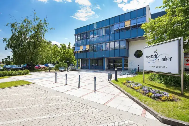 Symbolbild. Auszubildende wollen den Patienten in den Wertachkliniken den Aufenthalt mit Weihnachtspost verschönern. Foto: Wertachkliniken