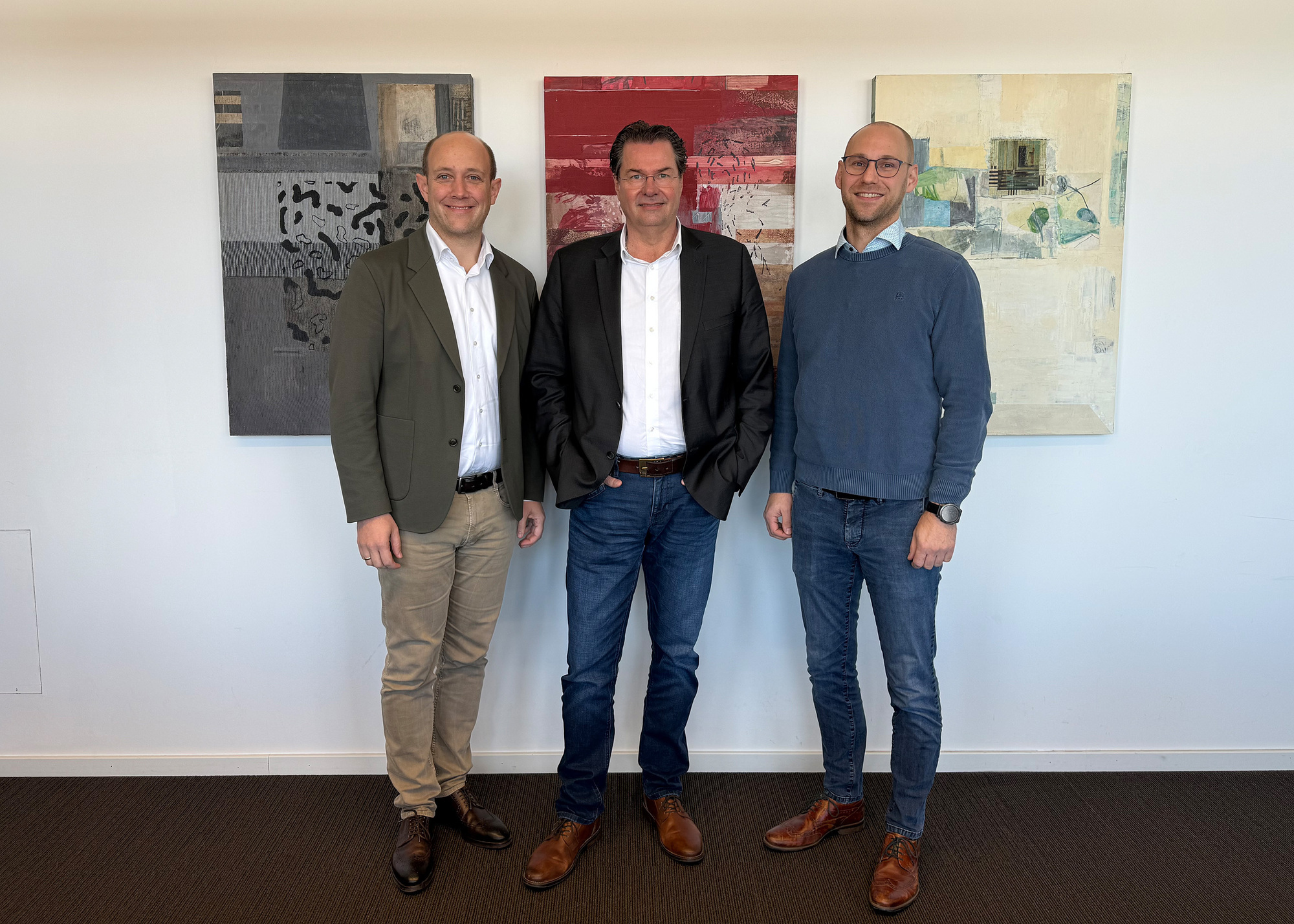 Bauen gemeinsam eine neue nassmechanische Aufbereitungsanlage in Offingen, von links: Markus Wild, Geschäftsführer der Max Wild