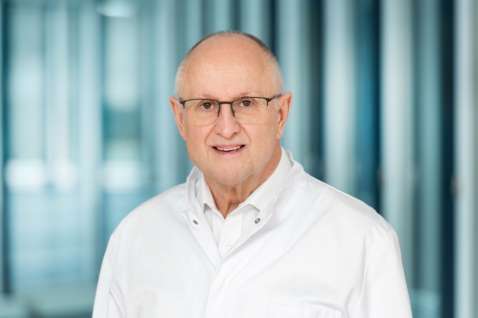 Prof. Dr. med. Matthias Anthuber, Facharzt für Chirurgie mit der Schwerpunktbezeichnung „Viszeralchirurgie und Spezielle Viszera