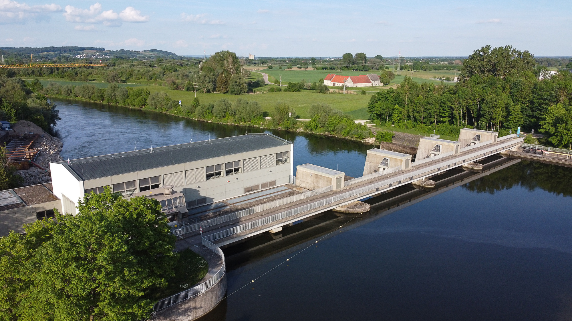 Das Kraftwerk Donauwörth gehört zu den vier leistungsstarken Donaukraftwerken der Mittlere Donau Kraftwerke AG. Sie produzieren