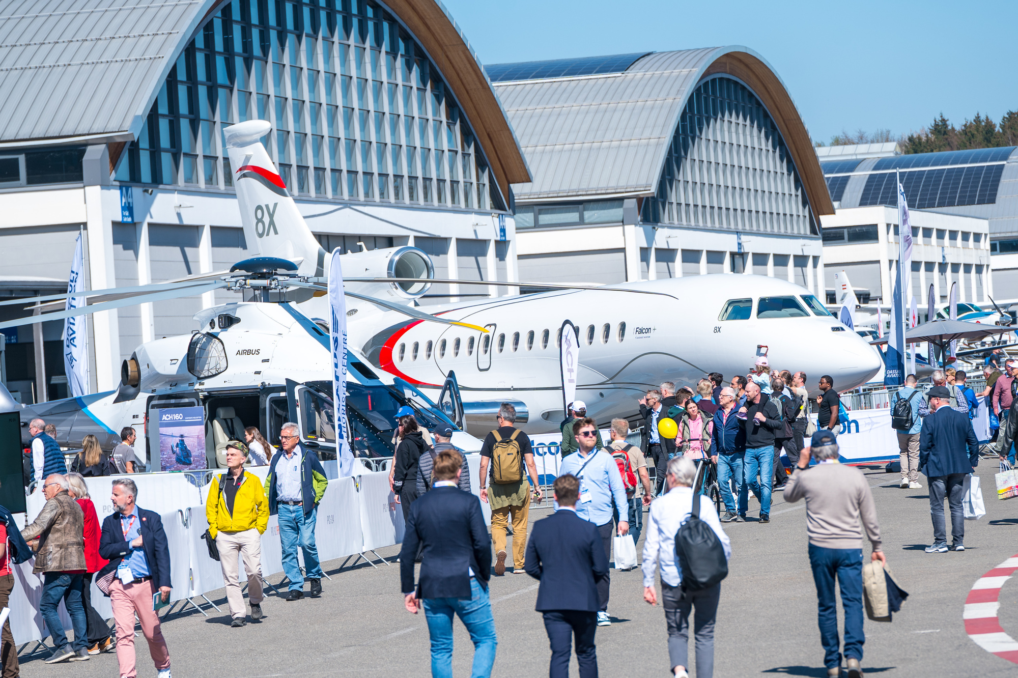 Die Messe Friedrichshafen wirkt sich positiv auf ihre Region aus. Foto: fairnamic GmbH/Silke Magino