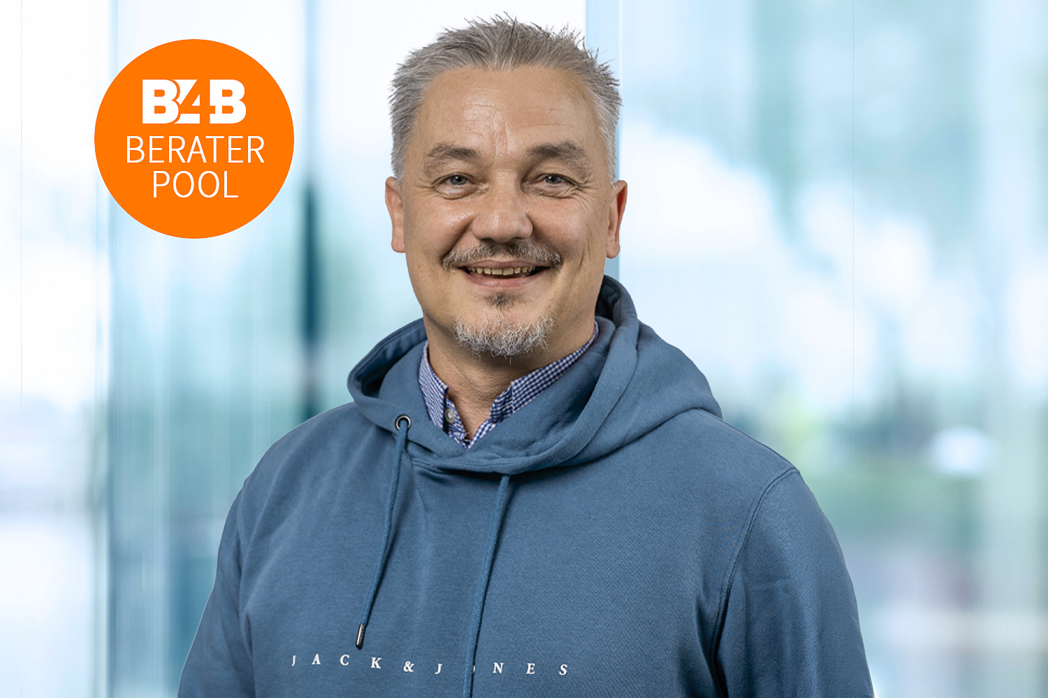 Adam Adach ist Cyber Security Consultant bei der Netz16 GmbH. Foto: Netz16 GmbH