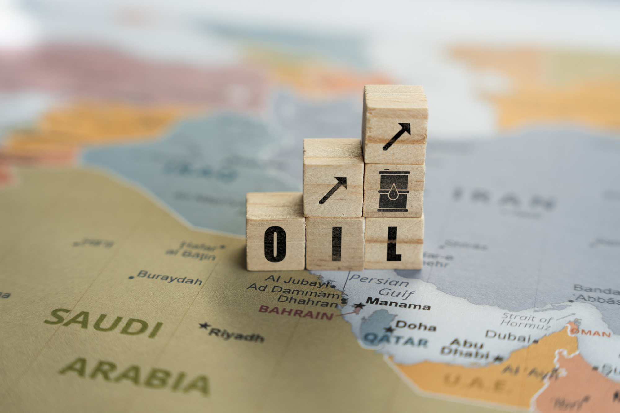 Wie können die Unternehmen in Bayerisch-Schwaben unterstützt werden? Foto: Adobe Stock/ Rokas