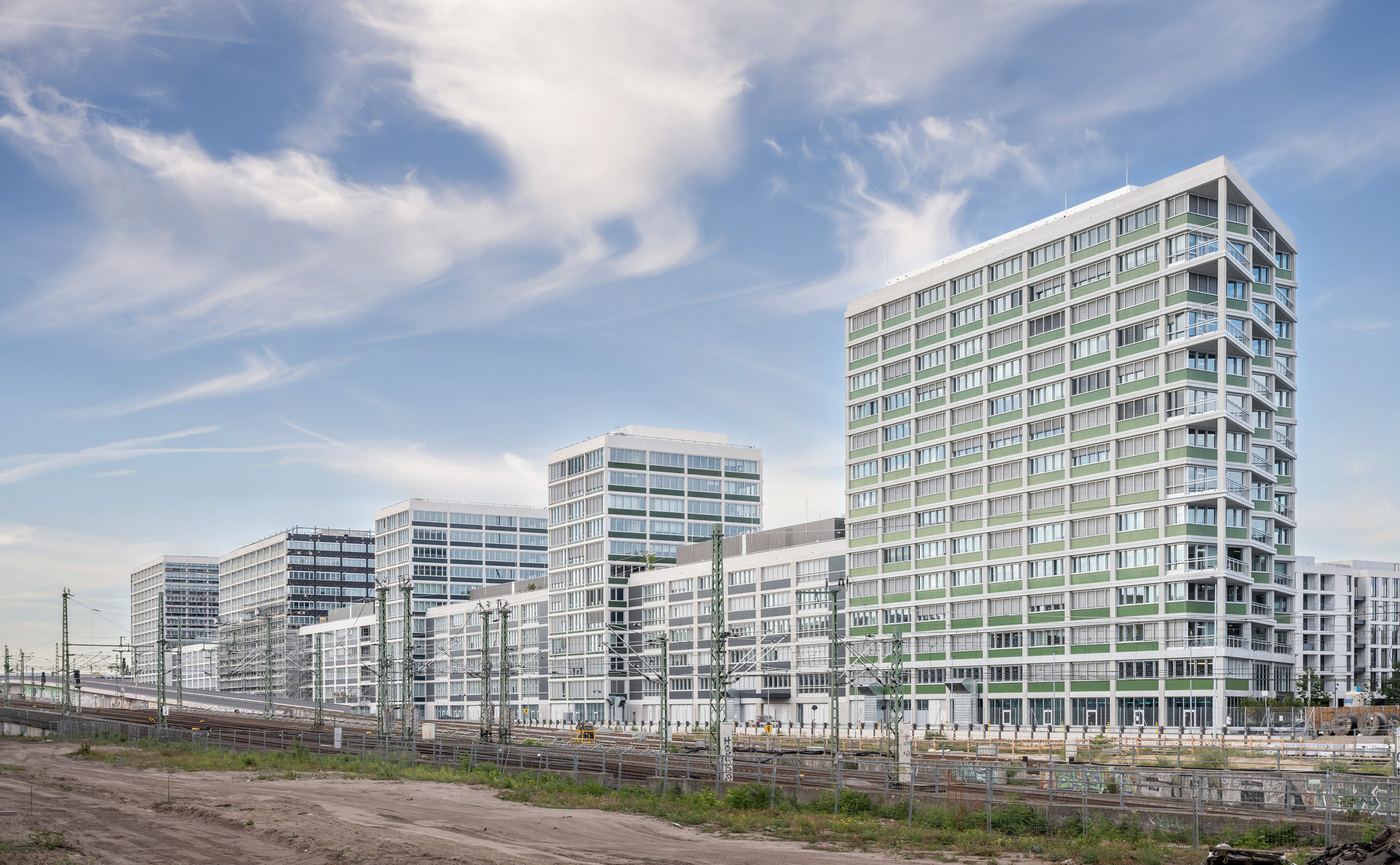 Die Fassaden des Quartier Berlin werden mit Sicorol F von Fabrino geschützt. Foto: Fabrino; Alexandra Wagner-Simmer