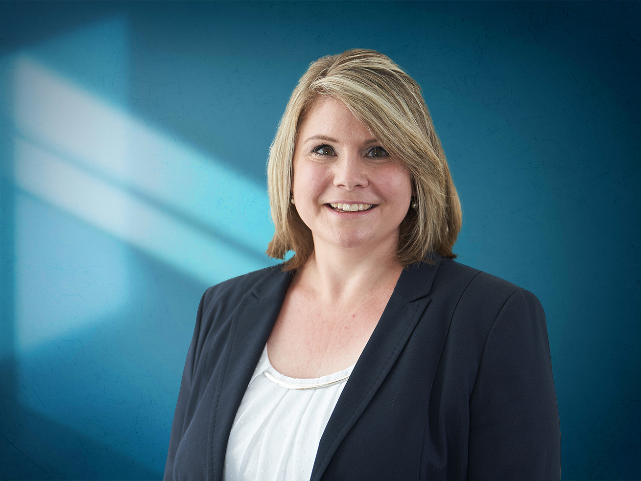 Jessica Uhl leitet den Standort Ulm des Unternehmens HLB Augsburg Schwaben