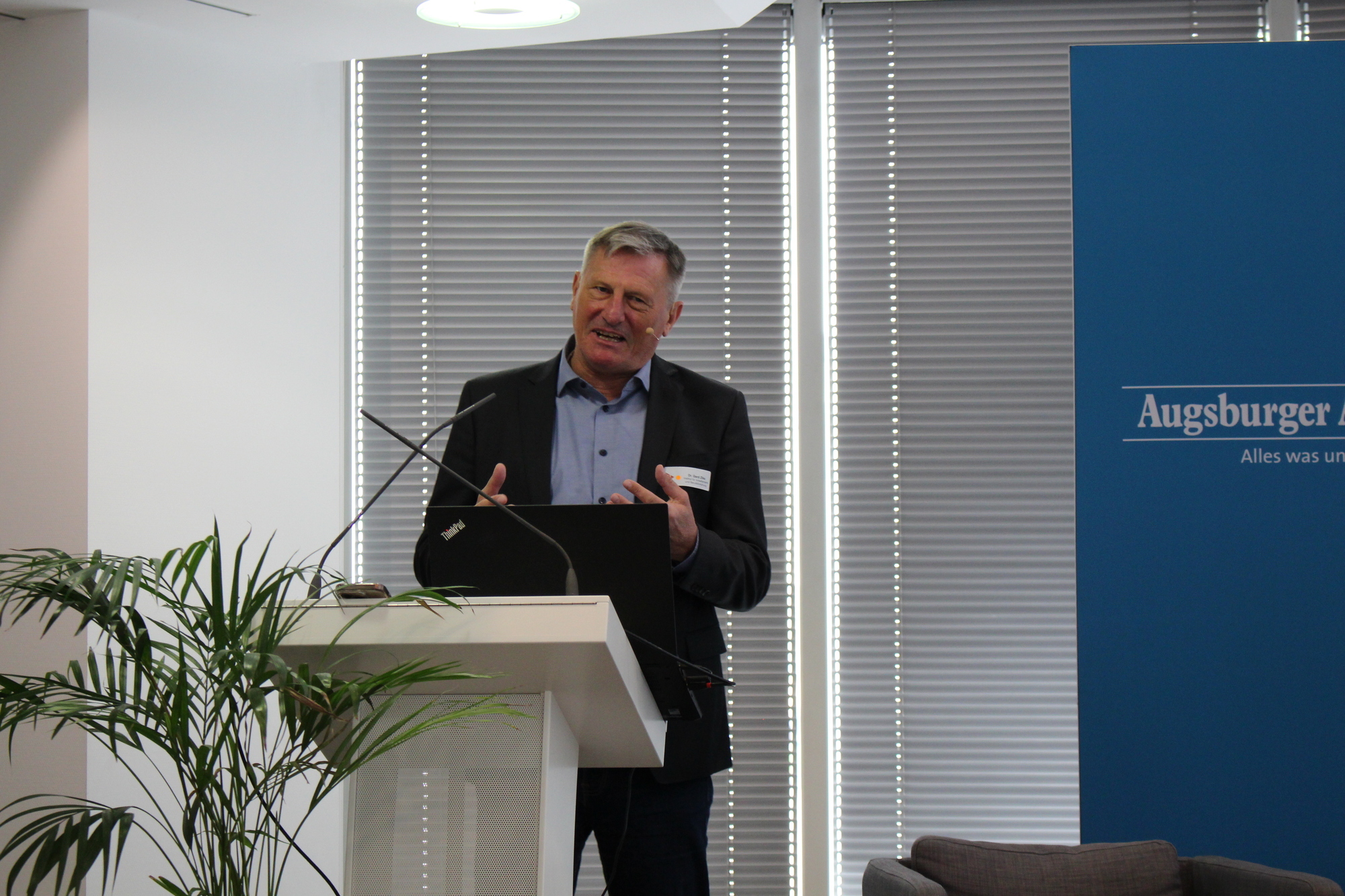 Dr. Gerd Zika, ist wissenschaftlicher Mitarbeiter am Institut für Arbeitsmarkt- und Berufsforschung (IAB) im Bereich Prognosen und gesamtwirtschaftliche Analysen. Foto: B4B/ Katharina Seeburger