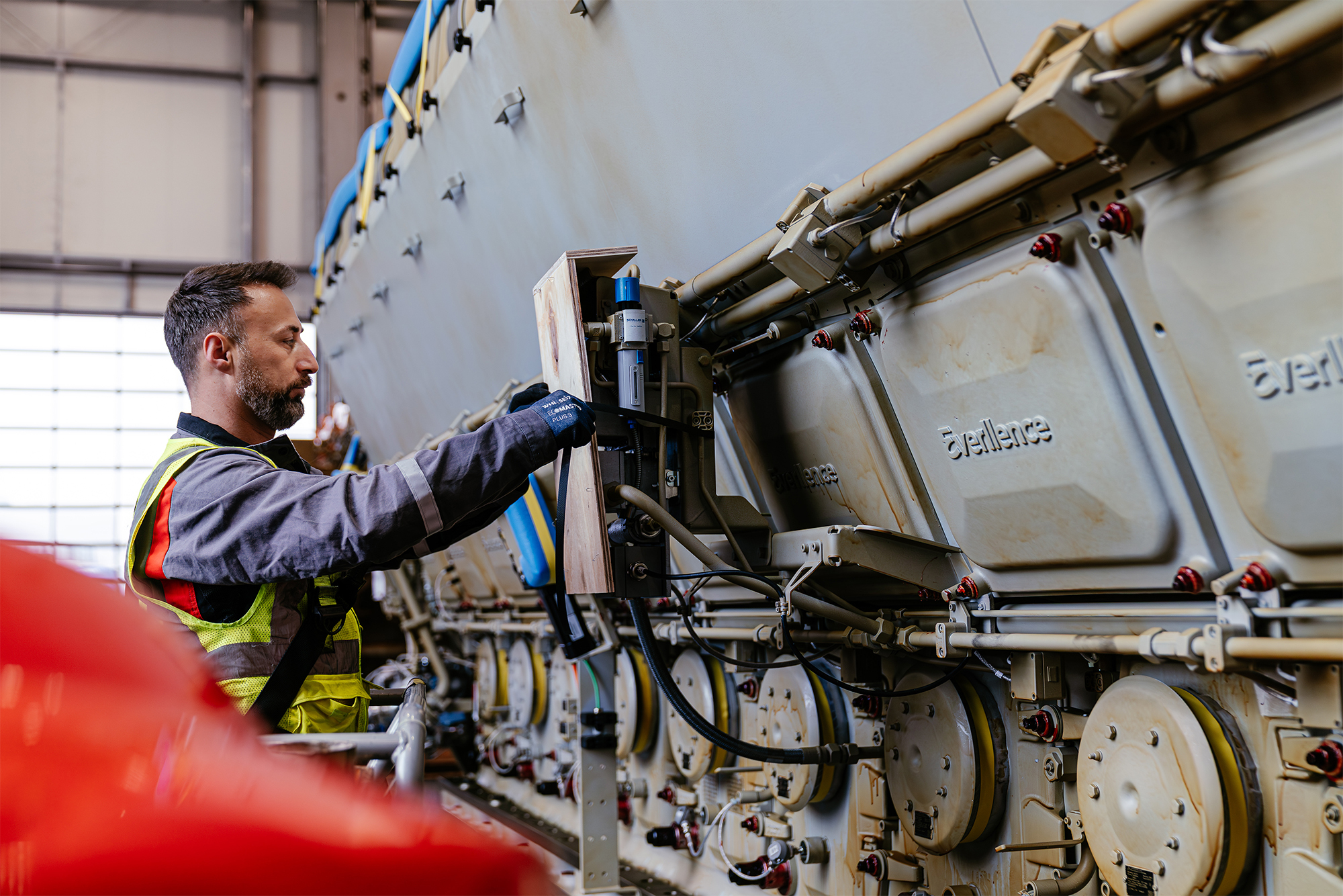 Der erste Everllence-gebrandete Motor verlässt das Werk Augsburg. Foto: Everllence