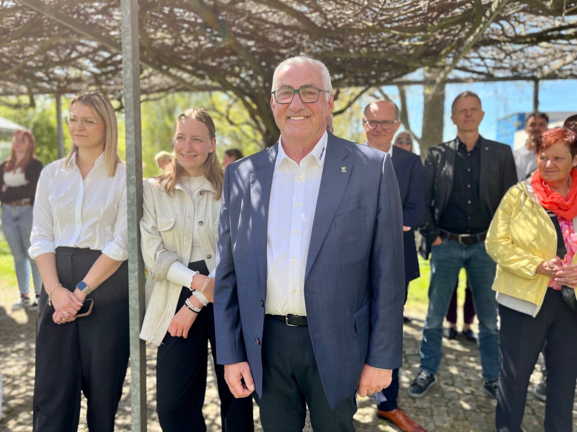 Der Günzburger Geschäftsmann Ferdinand Munk hat in Günzburg ein außergewöhnliches Bauprojekt realisiert. Foto: Till Hofmann/Kreiskliniken Günzburg-Krumbach