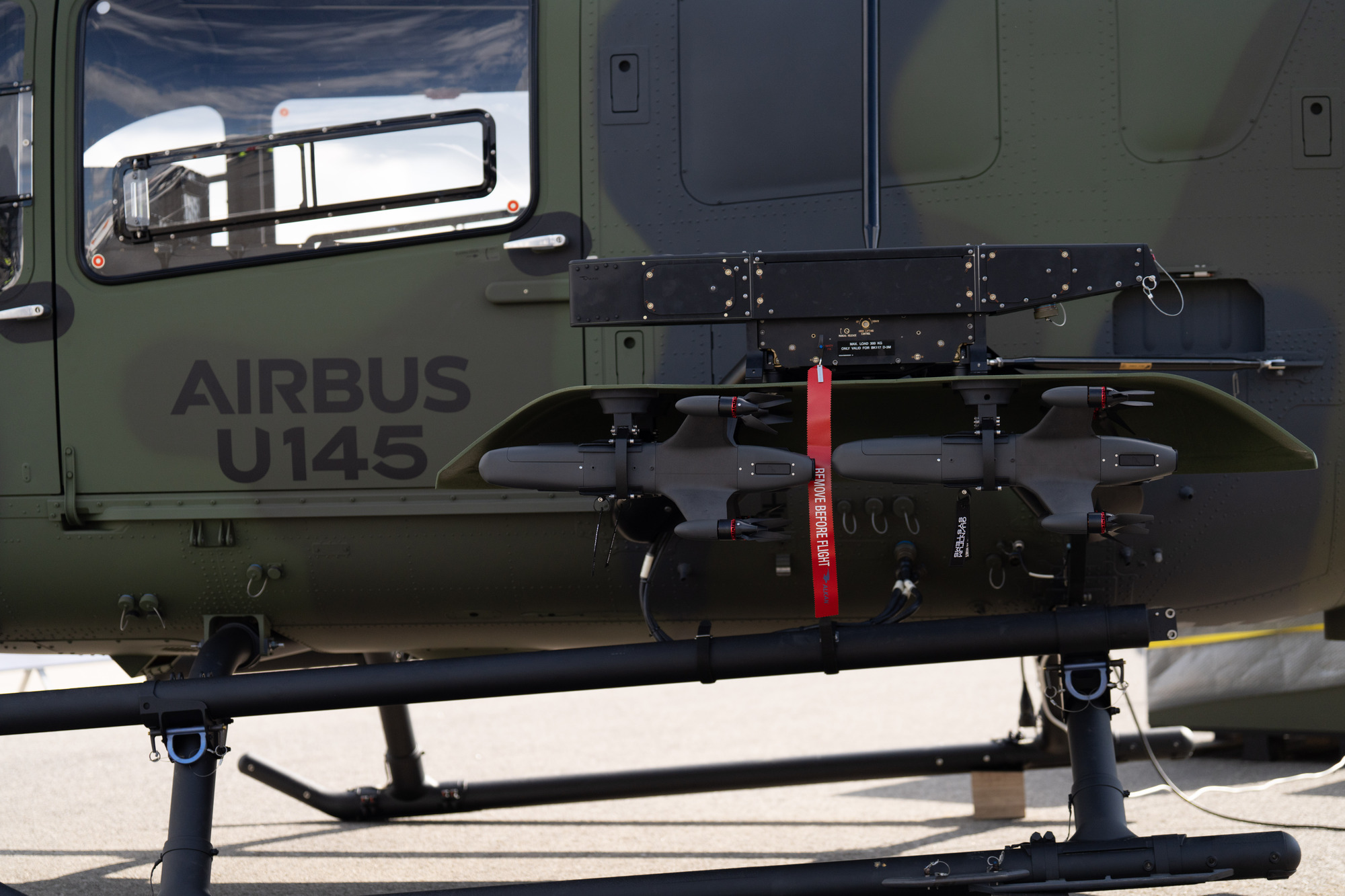 Der neue U145-Helikopter, ausgestattet mit dem C-UAS-System von Quantum Systems. Foto: Airbus Helicopters / Celian Bauduin