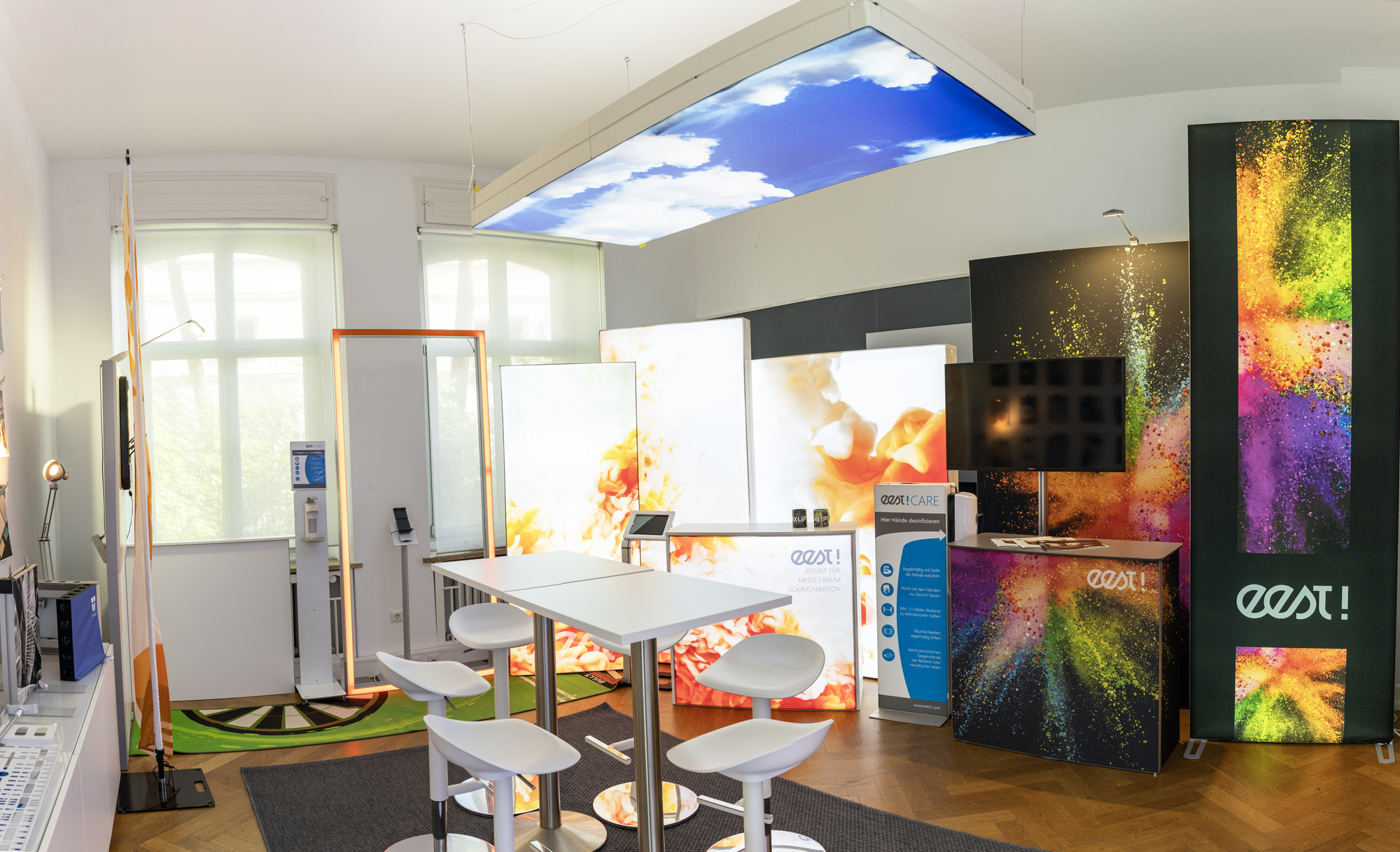 Im Showroom von eest! können Sie diverse Produkte unterschiedlicher Hersteller auf Herz und Nieren prüfen. Foto: eest!