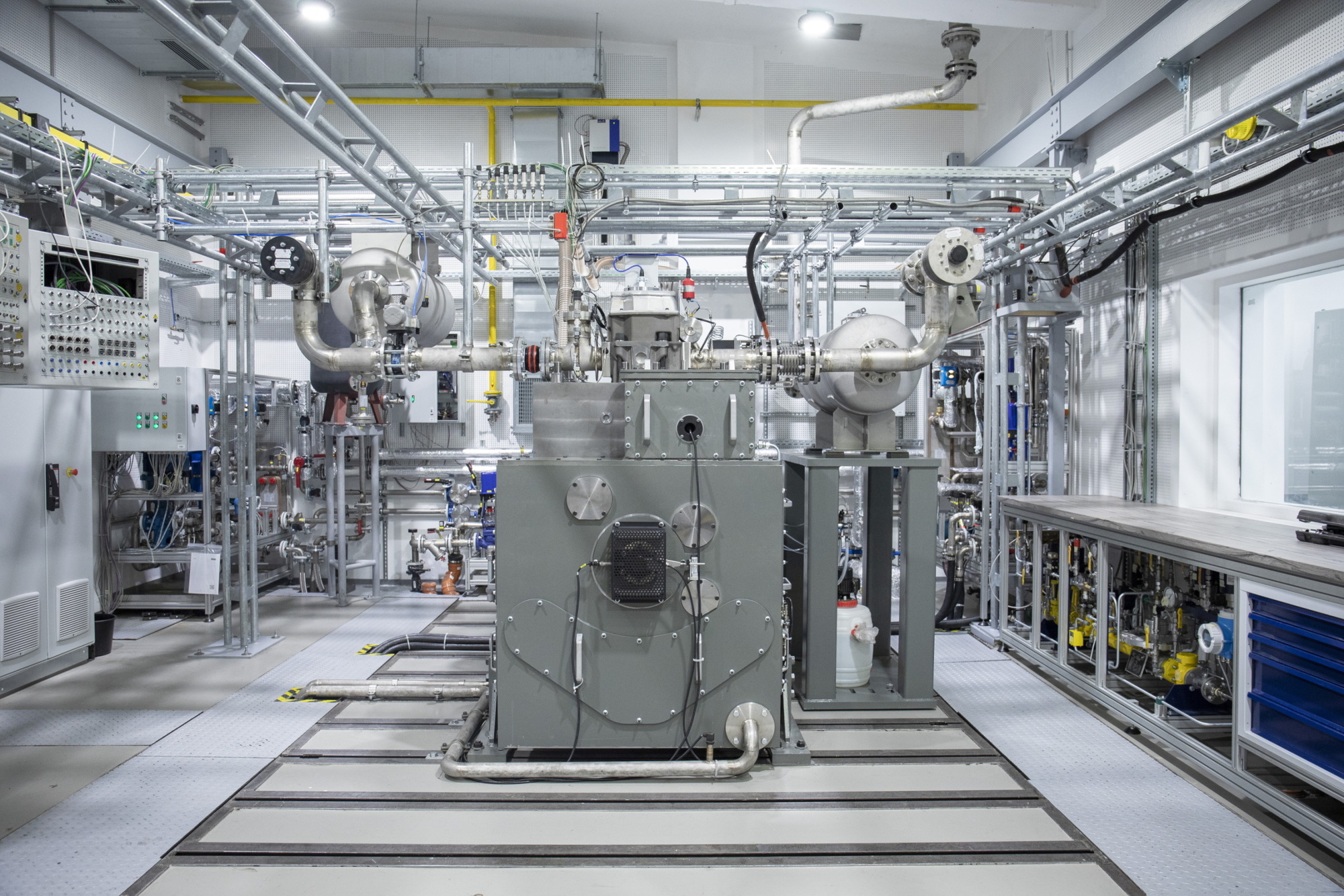 Das Forschungsprojekt „HydroMonia“ untersucht klimaneutrale Kraftwerkskonzepte auf Basis von Wasserstoff- und Ammoniakmotoren fü