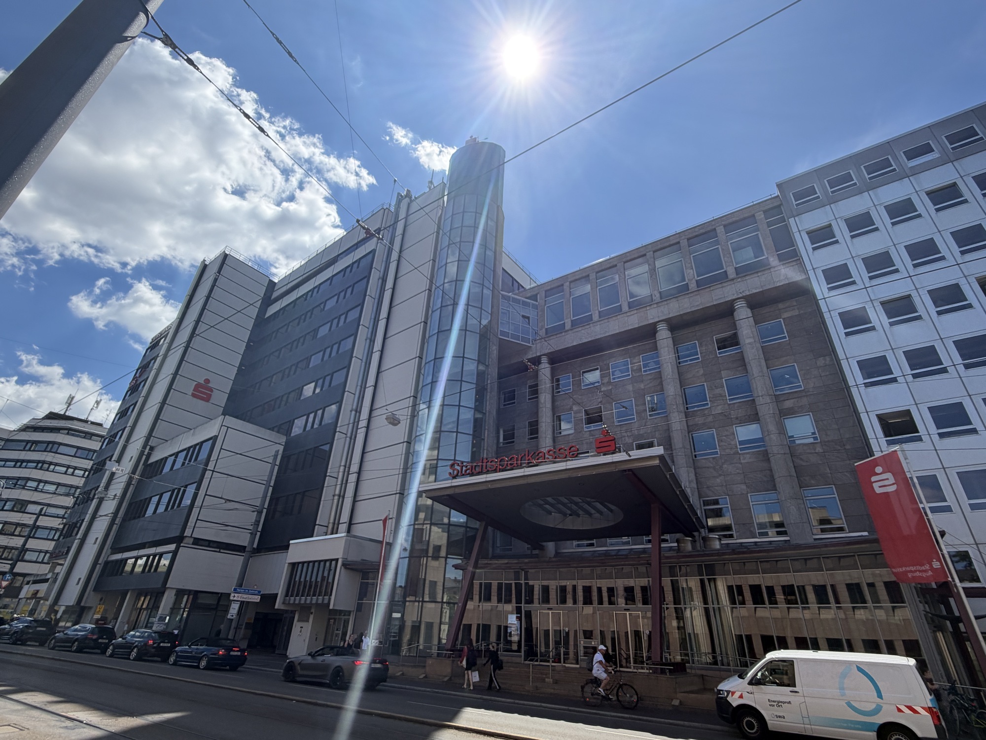 Die SSKA wird ihre Zentrale in den kommenden Jahren modernisieren. Foto: Angelina Märkl / B4BSCHWABEN