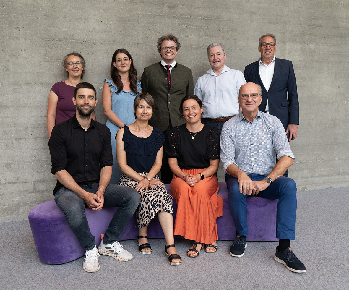 (v.l.n.r.): Heike Uhrig (Bündnis 90/Die Grünen), Hannes Aigner (Vorsitzender Freie Wähler im Augsburger Stadtrat), Lara Hammer (