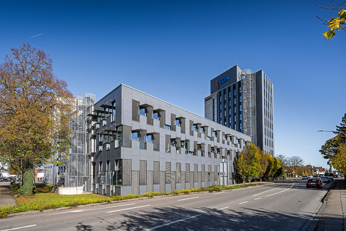 Nuvotex zieht nach Gersthofen. Kragler Immobilien vermittelt neuen Firmensitz im Hery Park.