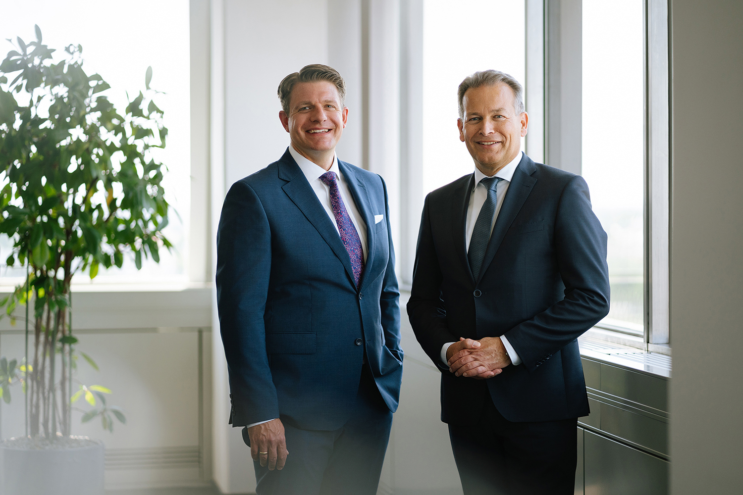 Von links: Andreas Heidler, Bereichsleitung, und stellvertretendes Vorstandsmitglied, und Wolfgang Tinzmann, Vorstandsmitglied. Foto: SSKA