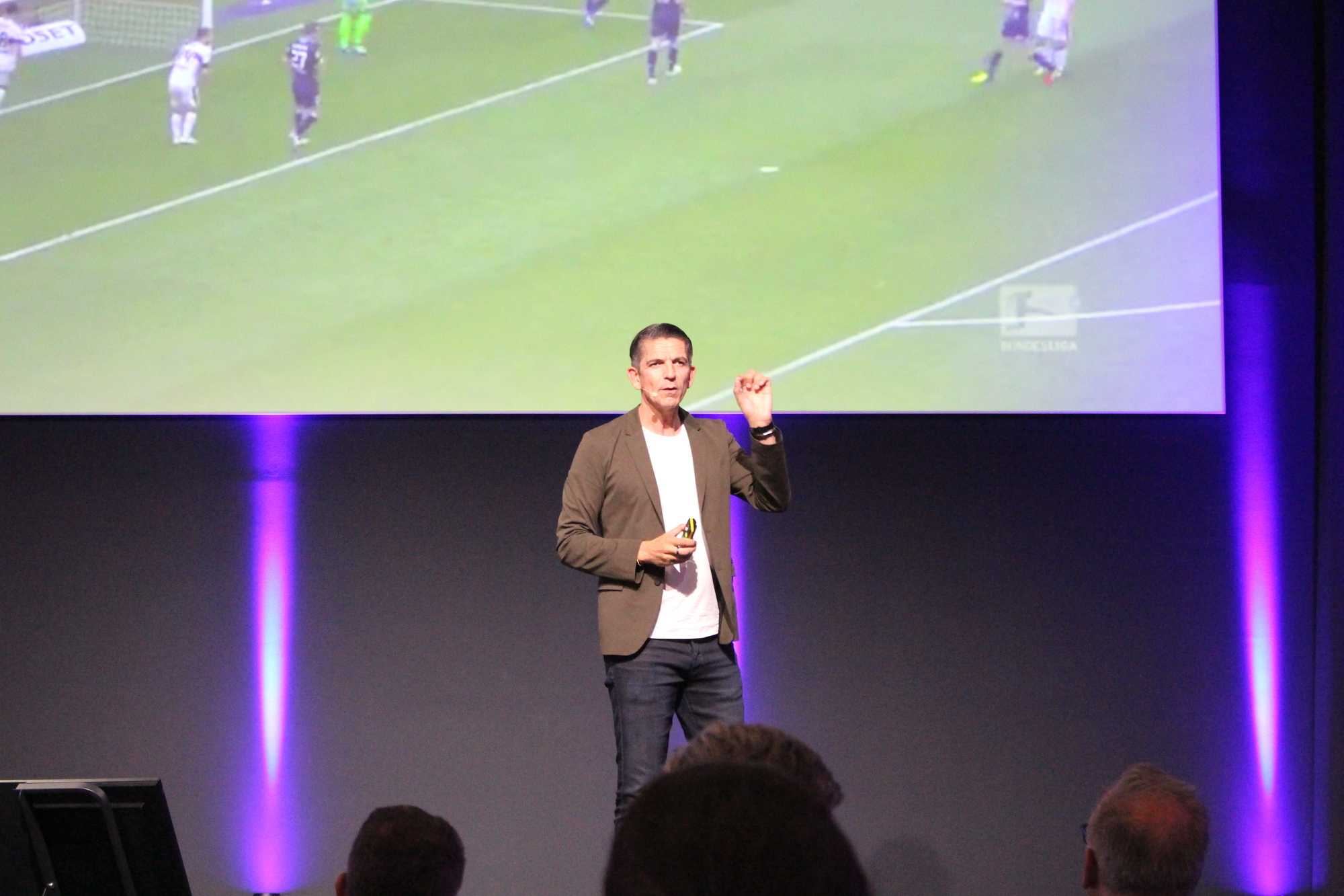 Bundesliga- und Fifa-Schiedsrichter Deniz Aytekin. Mit der Bundesliga-Saison 2025/26 hat er seine Schiedsrichterkarriere beendet. Foto: B4B/ Katharina Seeburger