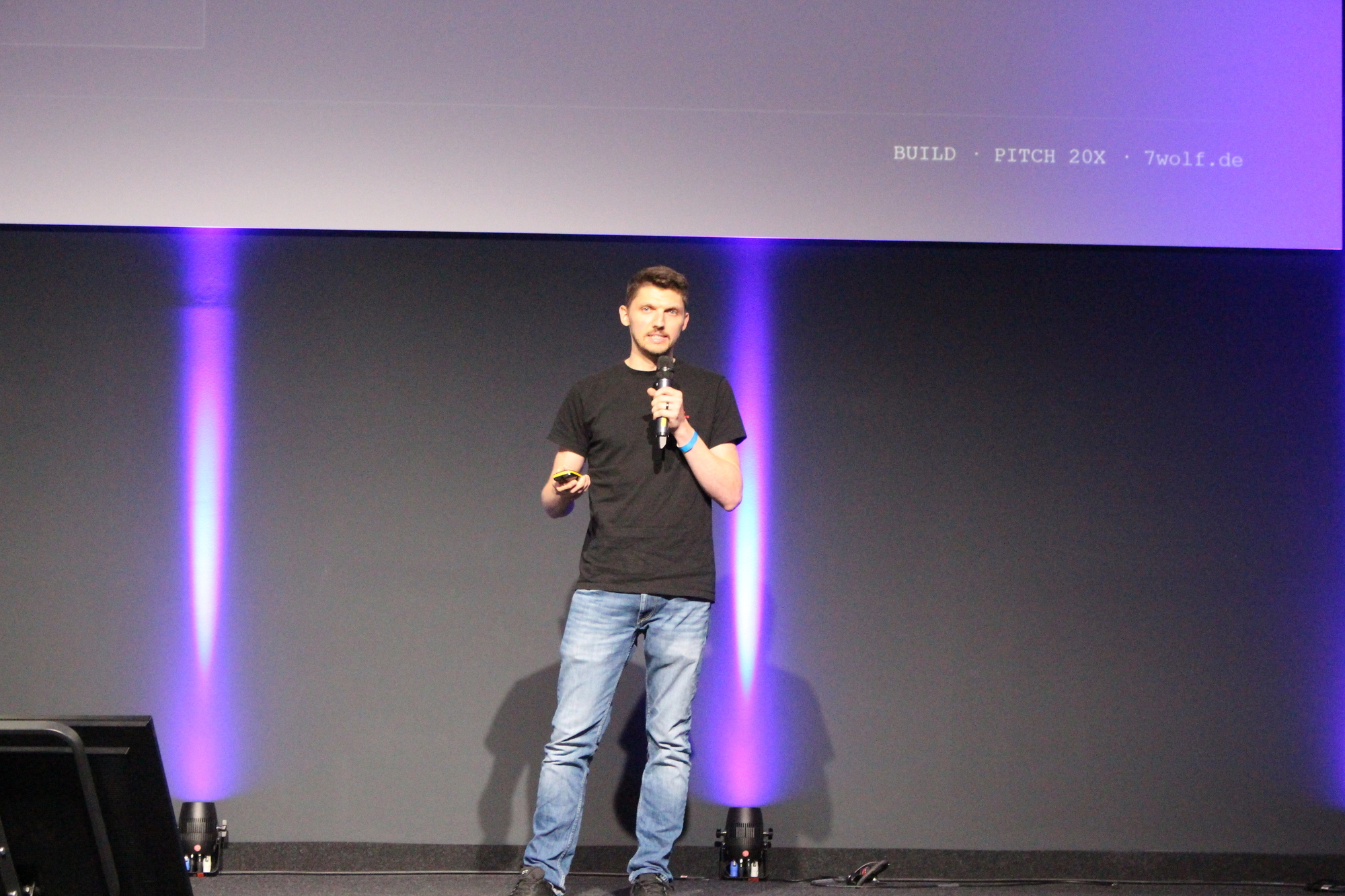 Mathias Pechinger stellte 7Wolf Studios vor.