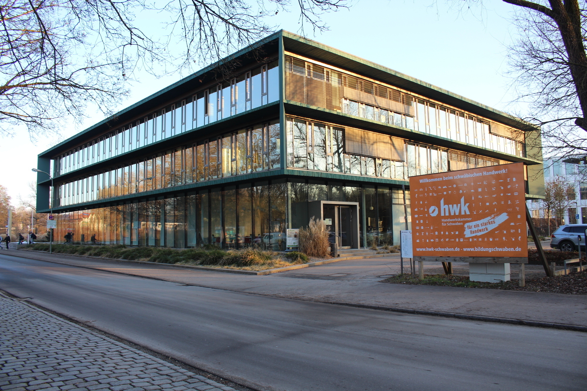 Die HWK Schwaben erkennt ein Plus bei neu abgeschlossenen Ausbildungsverträgen. Foto: B4B/ Katharina Seeburger