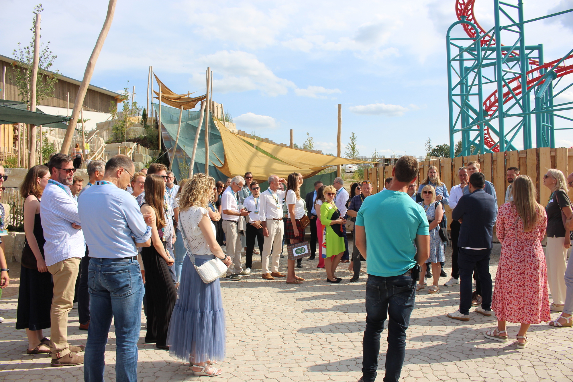 Das A³ Sommerfest vor ungewohnter Kulisse: In diesem Jahr war Hofis Erlebnispark in Dasing der Co-Gastgeber des Netzwerkevents. Foto: B4B/ Katharina Seeburger
