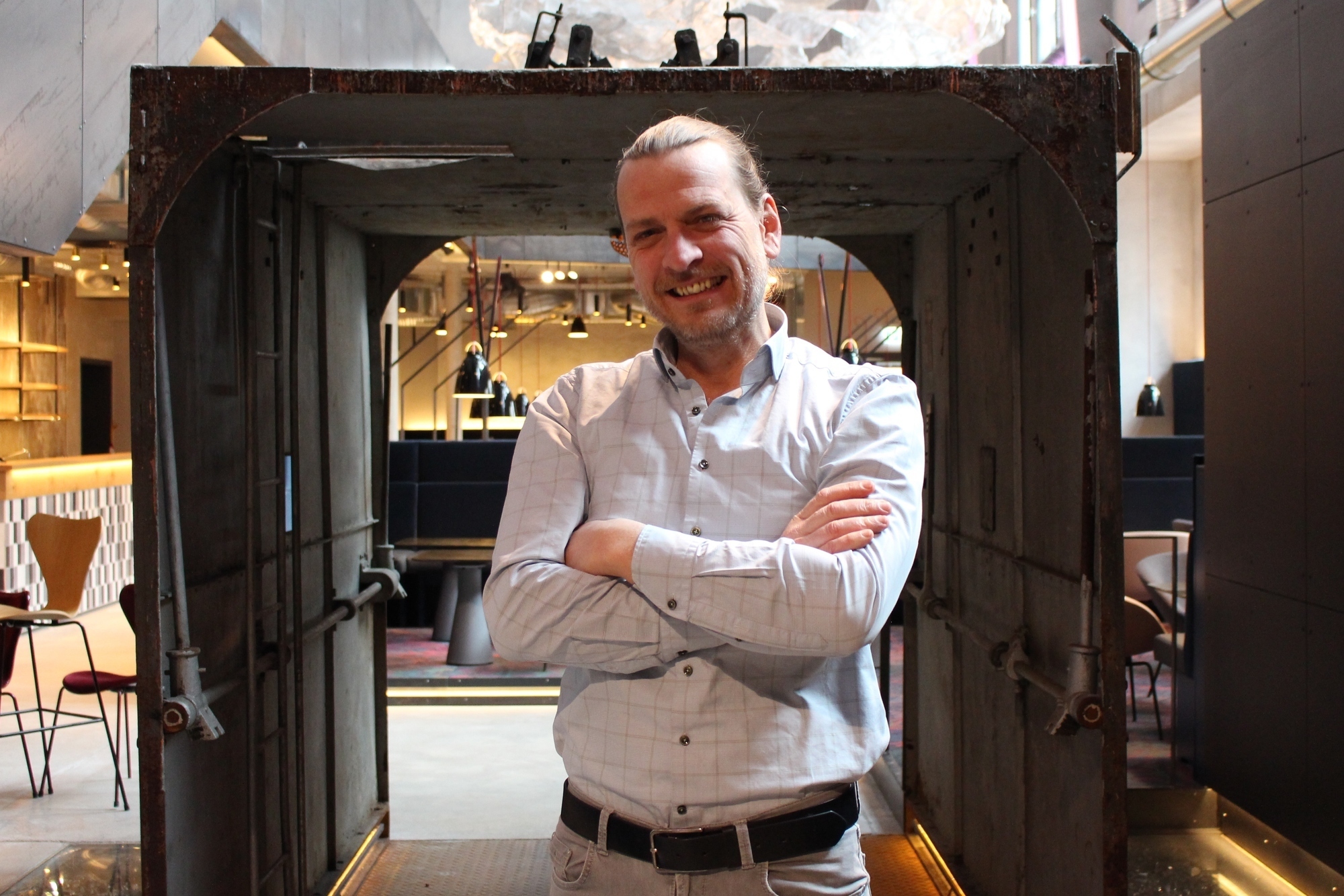 Tobias Emminger betreibt bald vier Restaurants in Augsburg: Das Ofenhaus und neu das Abraxas, das Drei Königinnen und Marie - am Klinkertor. Foto: Angelina Märkl/B4B