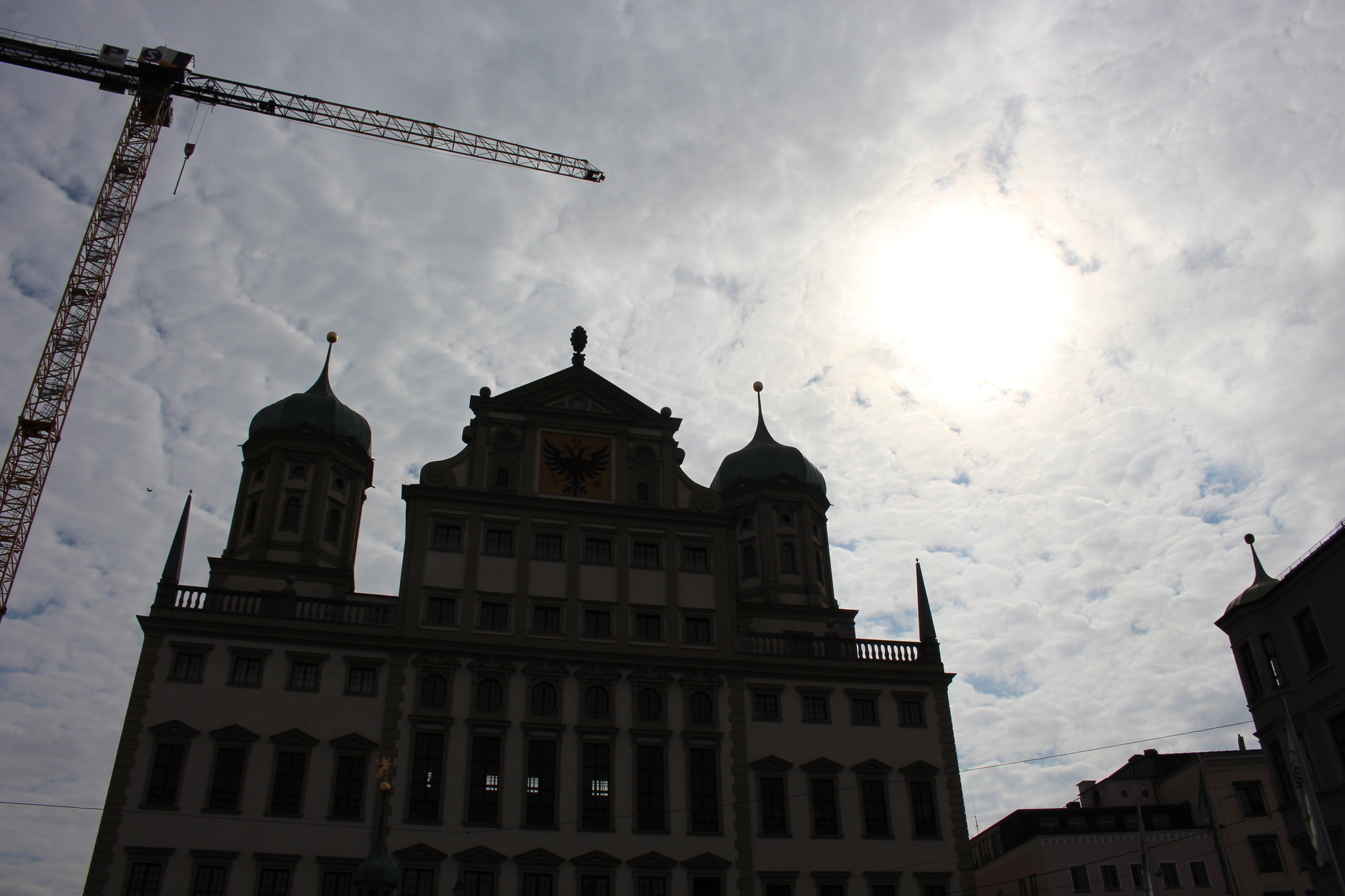 Für die Stadt Augsburg gilt bis Ende des Jahres eine Haushaltssperre. Foto: B4B/ Katharina Seeburger