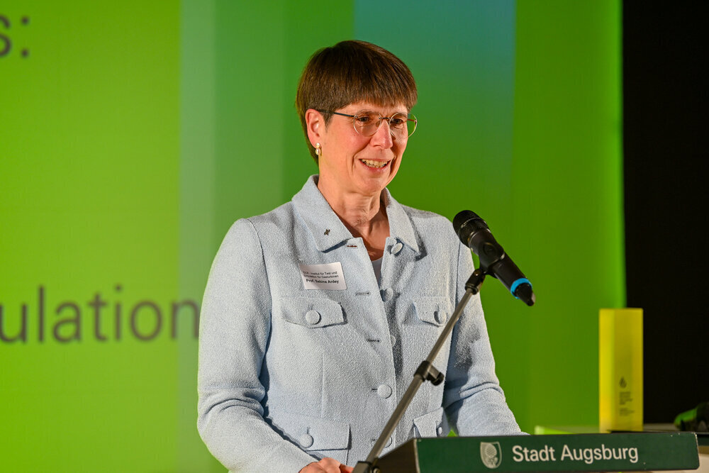 Prof. Dr. Sabine Ardey ist Zukunftspionierin des Jahres 2026. Foto: Ruth Plössel/ Stadt Augsburg