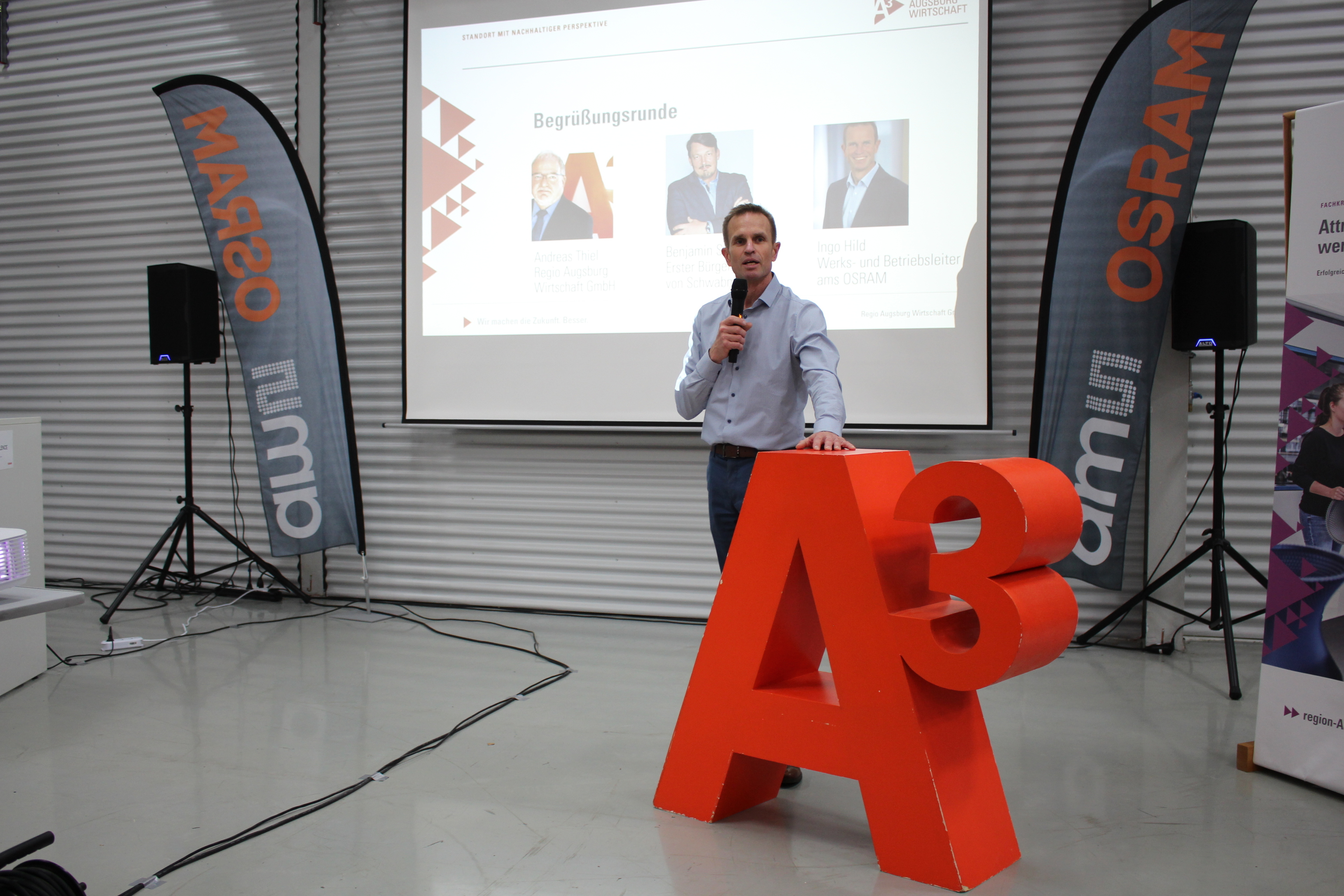 Ingo Hild, Werks- und Betriebsleiter bei asm Osram in Schwabmünchen. Foto: B4B/ Lisa Graf