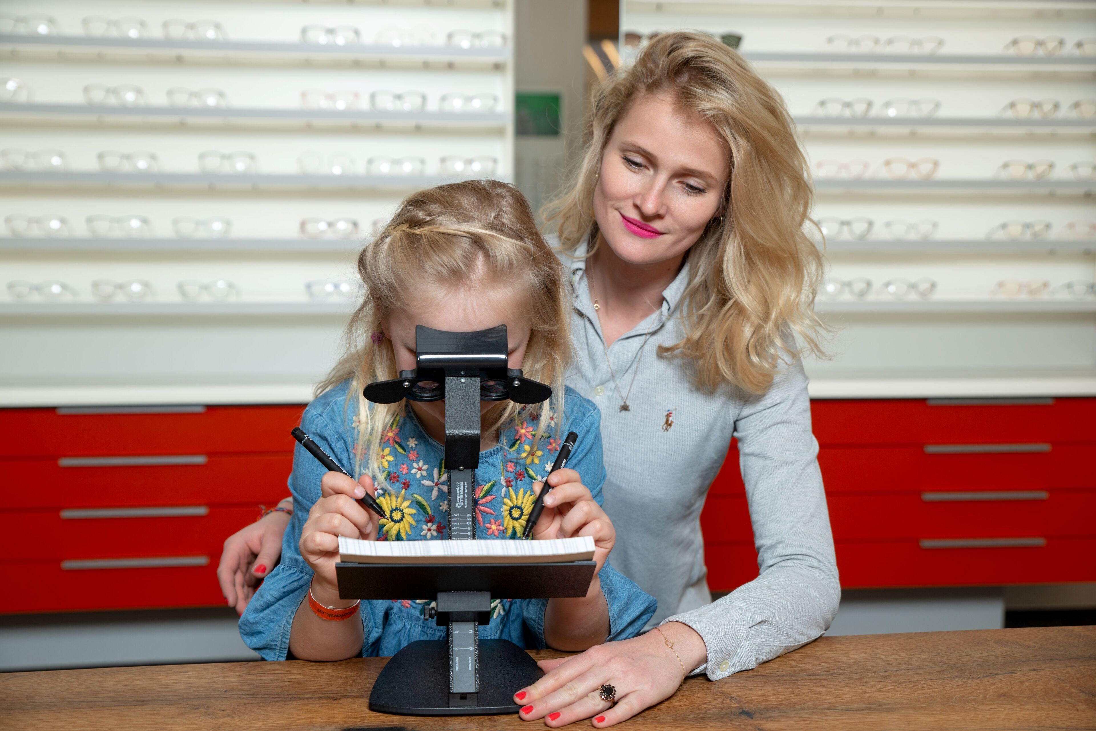Gronde möchte mit dem Programm „Grondinchen“ Seh- und Hörprobleme frühzeitig erkennen und die Entwicklung der Kinder unterstütze